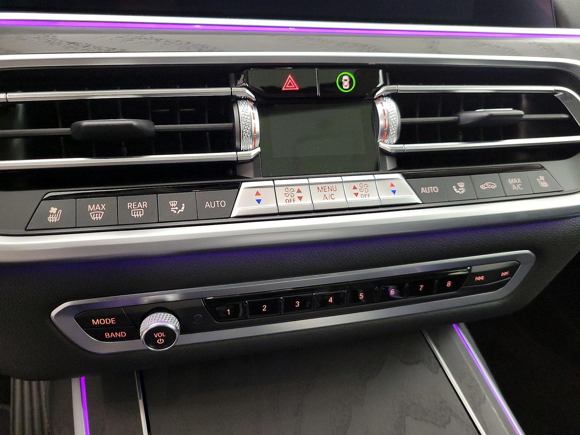 Thumbnail: 2022 BMW X7 - 17