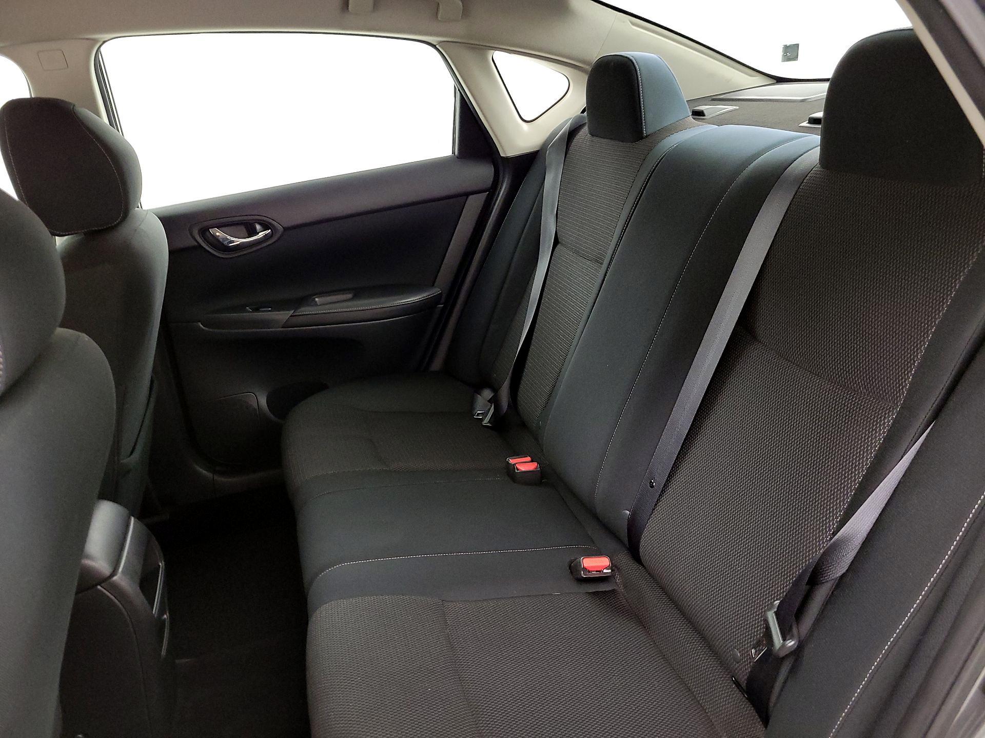 Thumbnail: 2019 Nissan Sentra - 19