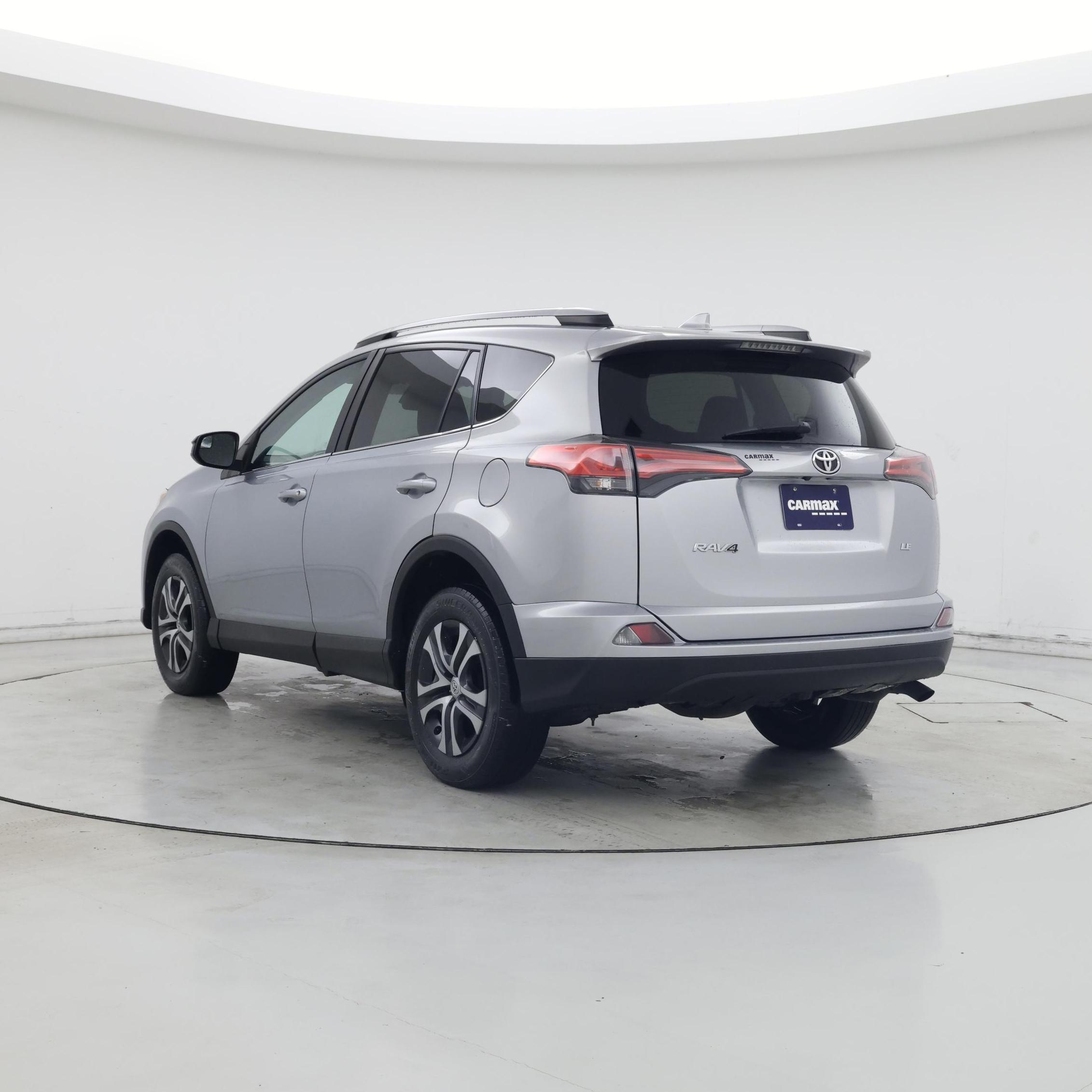 Thumbnail: 2017 Toyota RAV4 - 2