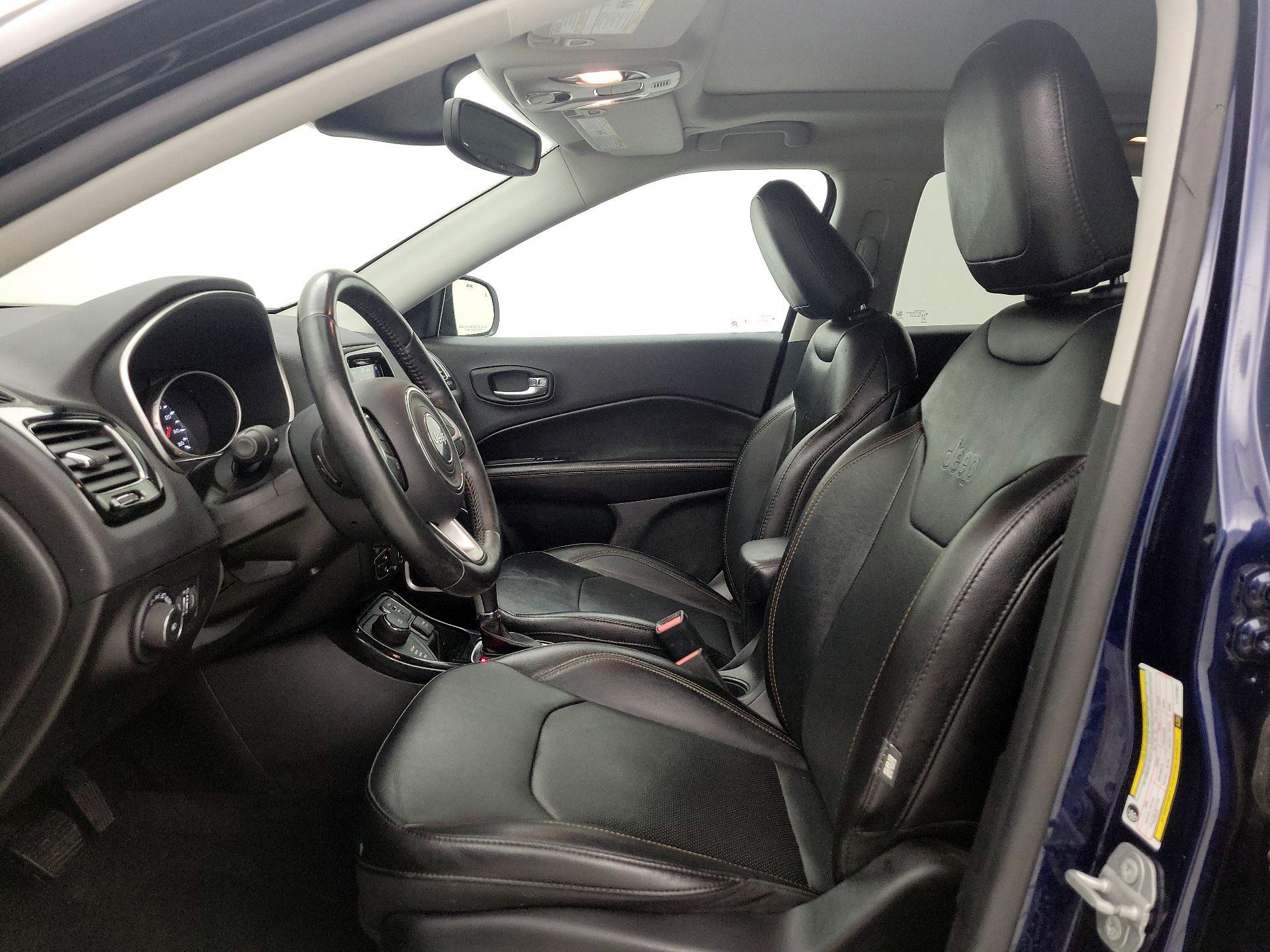 Thumbnail: 2020 Jeep Compass - 11