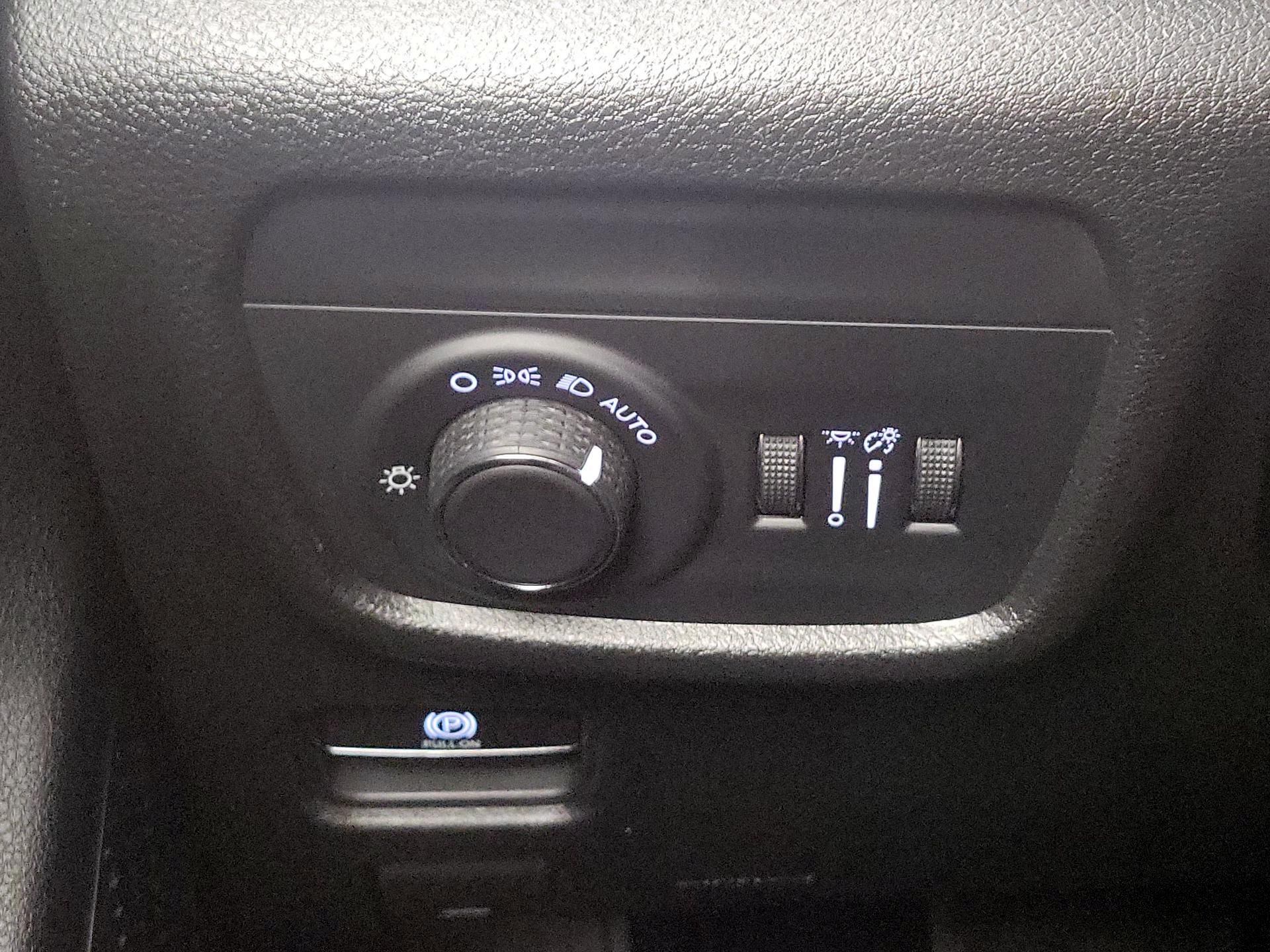 Thumbnail: 2023 Jeep Grand Cherokee - 13