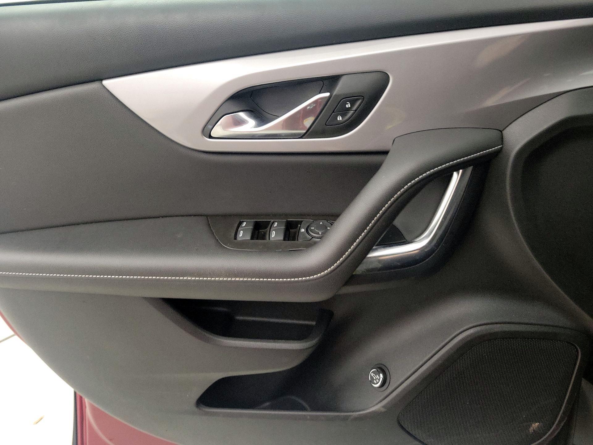 Thumbnail: 2023 Chevrolet Blazer - 12