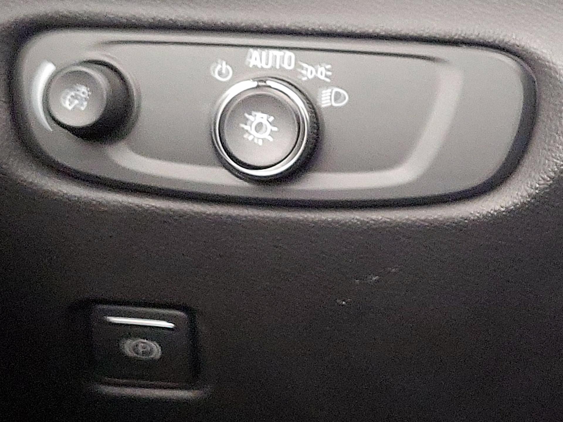 Thumbnail: 2023 Chevrolet Blazer - 13