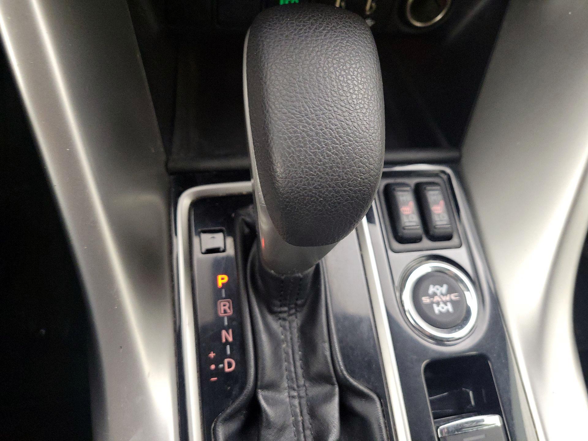 Thumbnail: 2022 Mitsubishi Eclipse Cross - 17