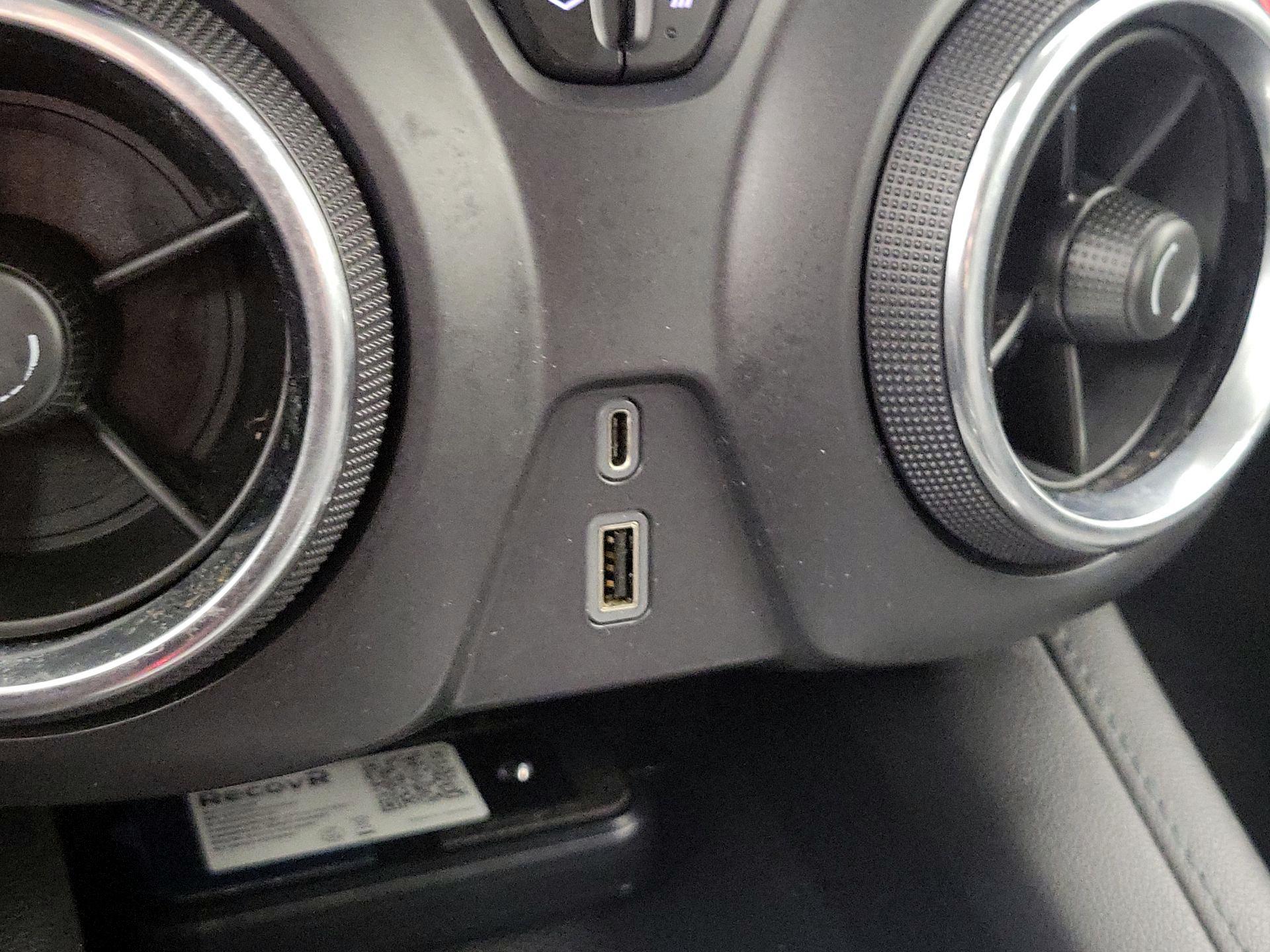 Thumbnail: 2021 Chevrolet Blazer - 18