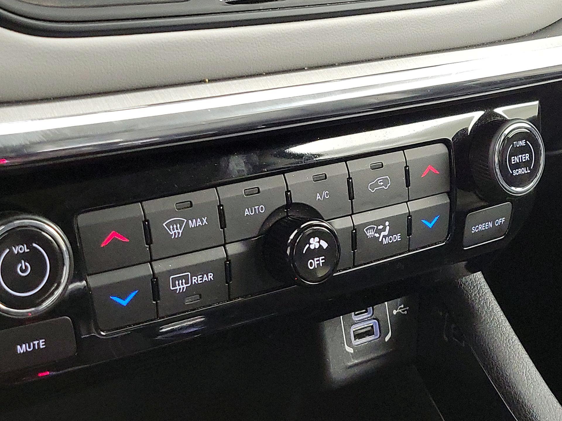 Thumbnail: 2022 Jeep Compass - 16