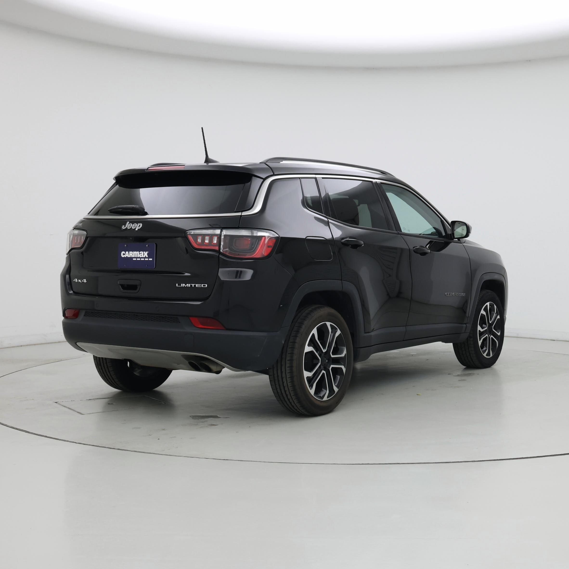 Thumbnail: 2022 Jeep Compass - 8