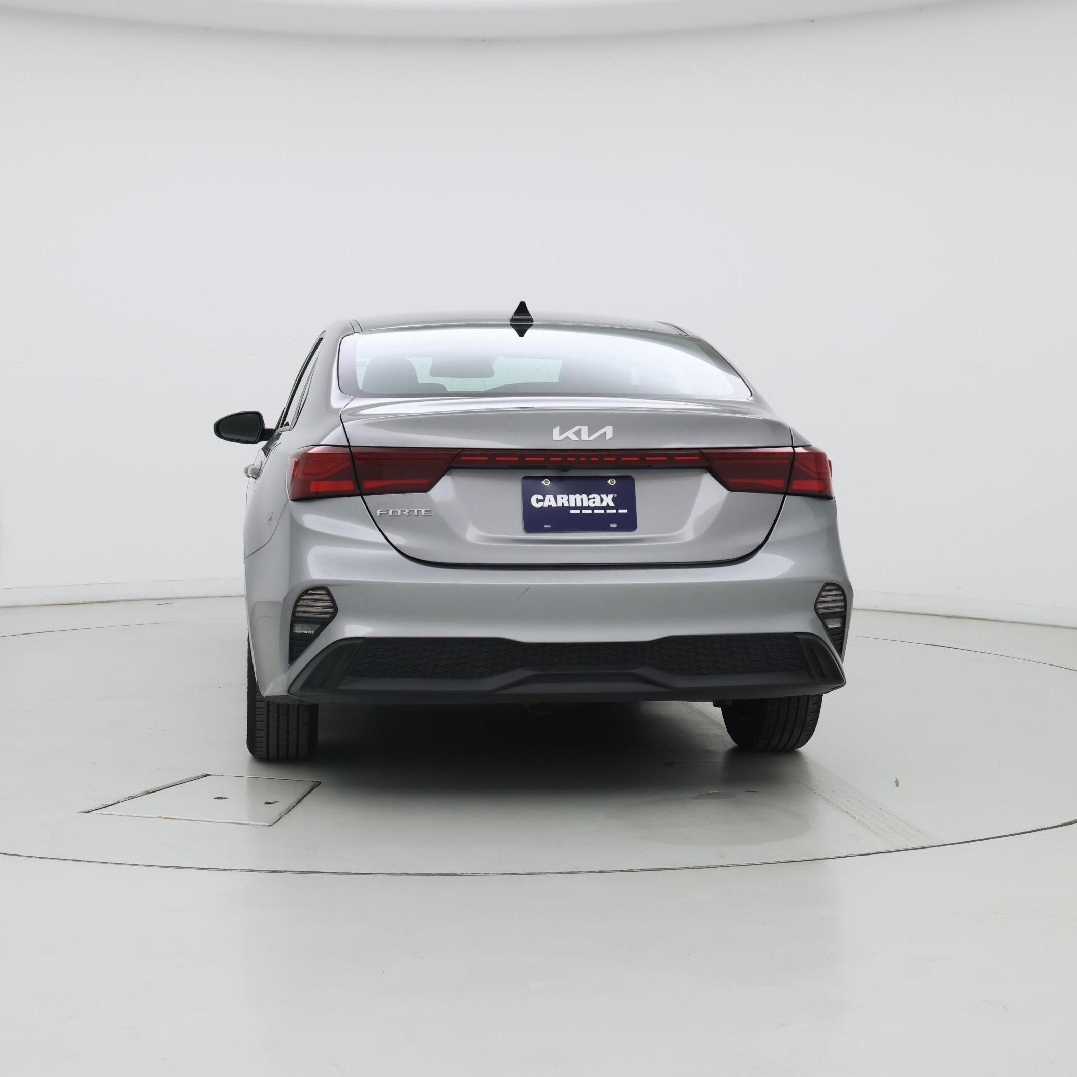 Thumbnail: 2024 Kia Forte - 6