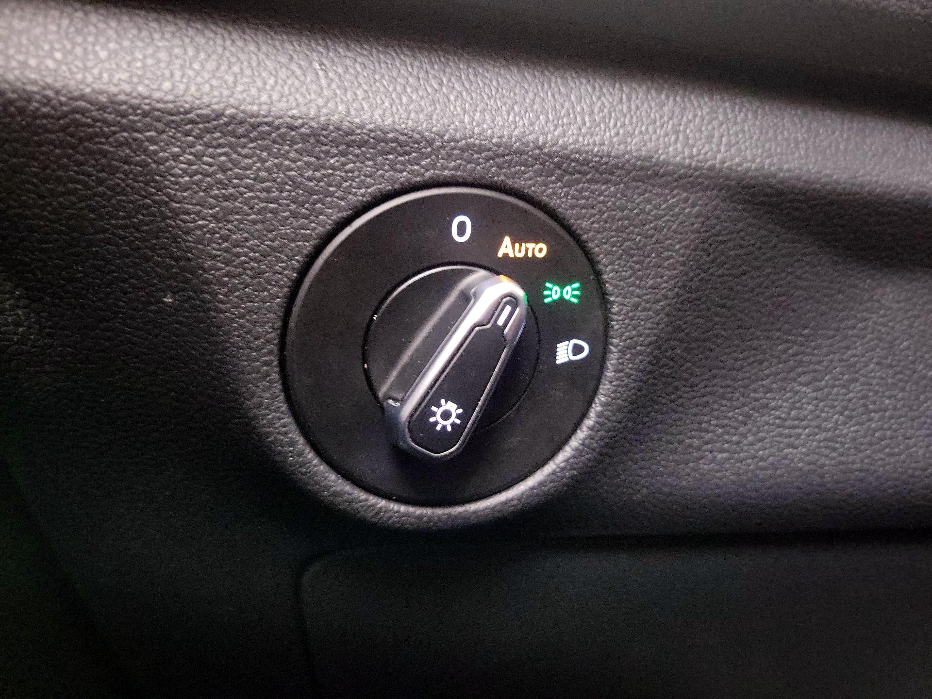 Thumbnail: 2024 Volkswagen Jetta - 13