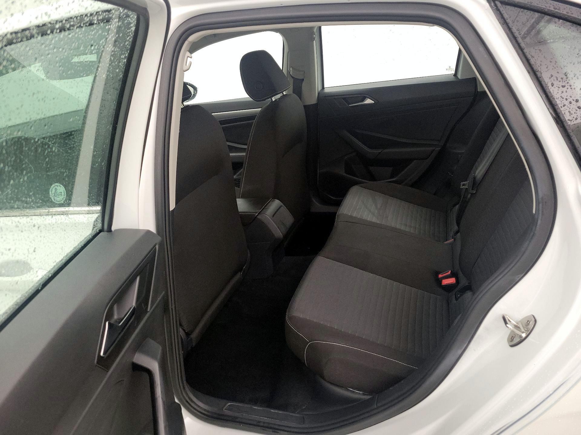 Thumbnail: 2024 Volkswagen Jetta - 19