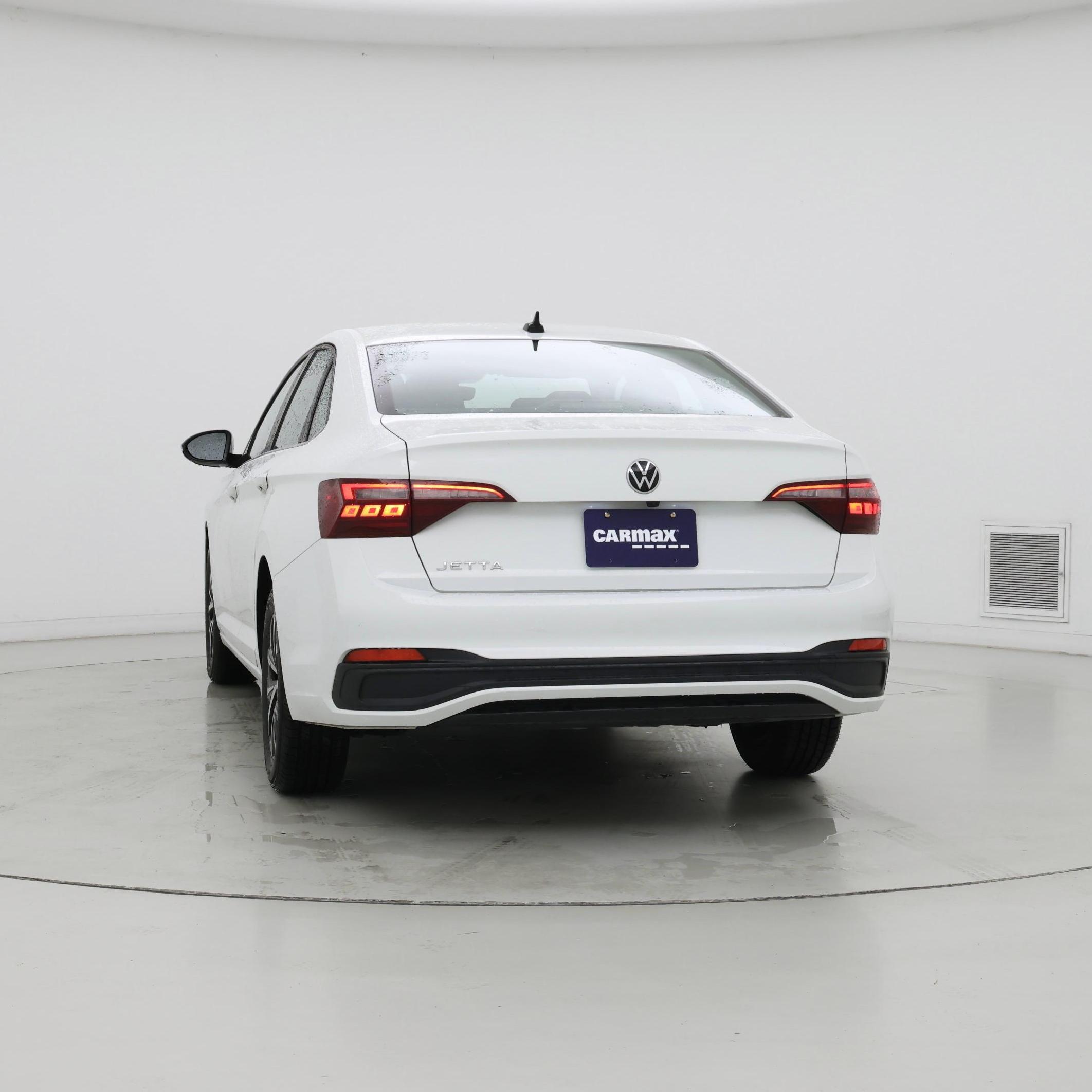 Thumbnail: 2024 Volkswagen Jetta - 6