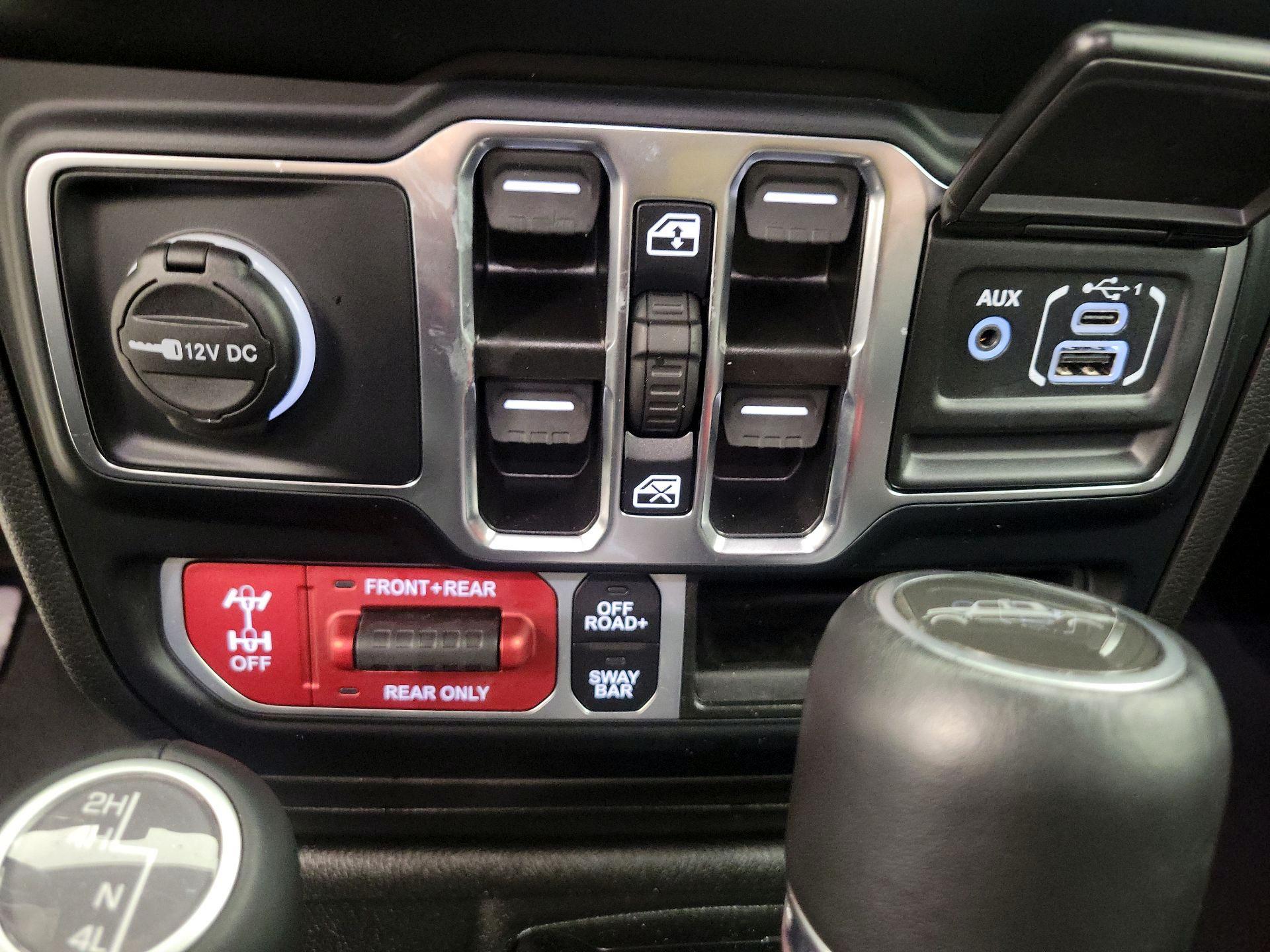 Thumbnail: 2023 Jeep Gladiator - 19