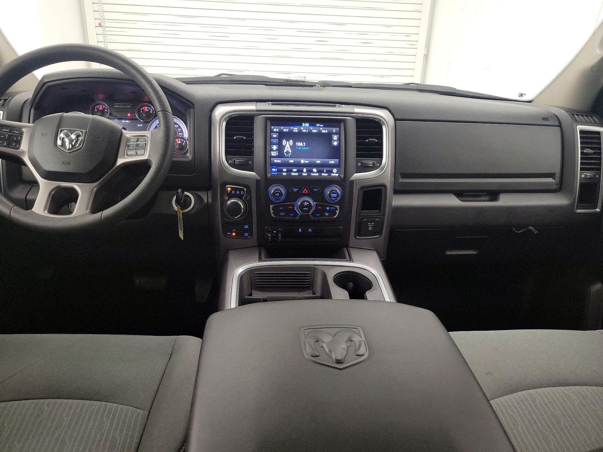 Thumbnail: 2023 RAM 1500 Classic - 9