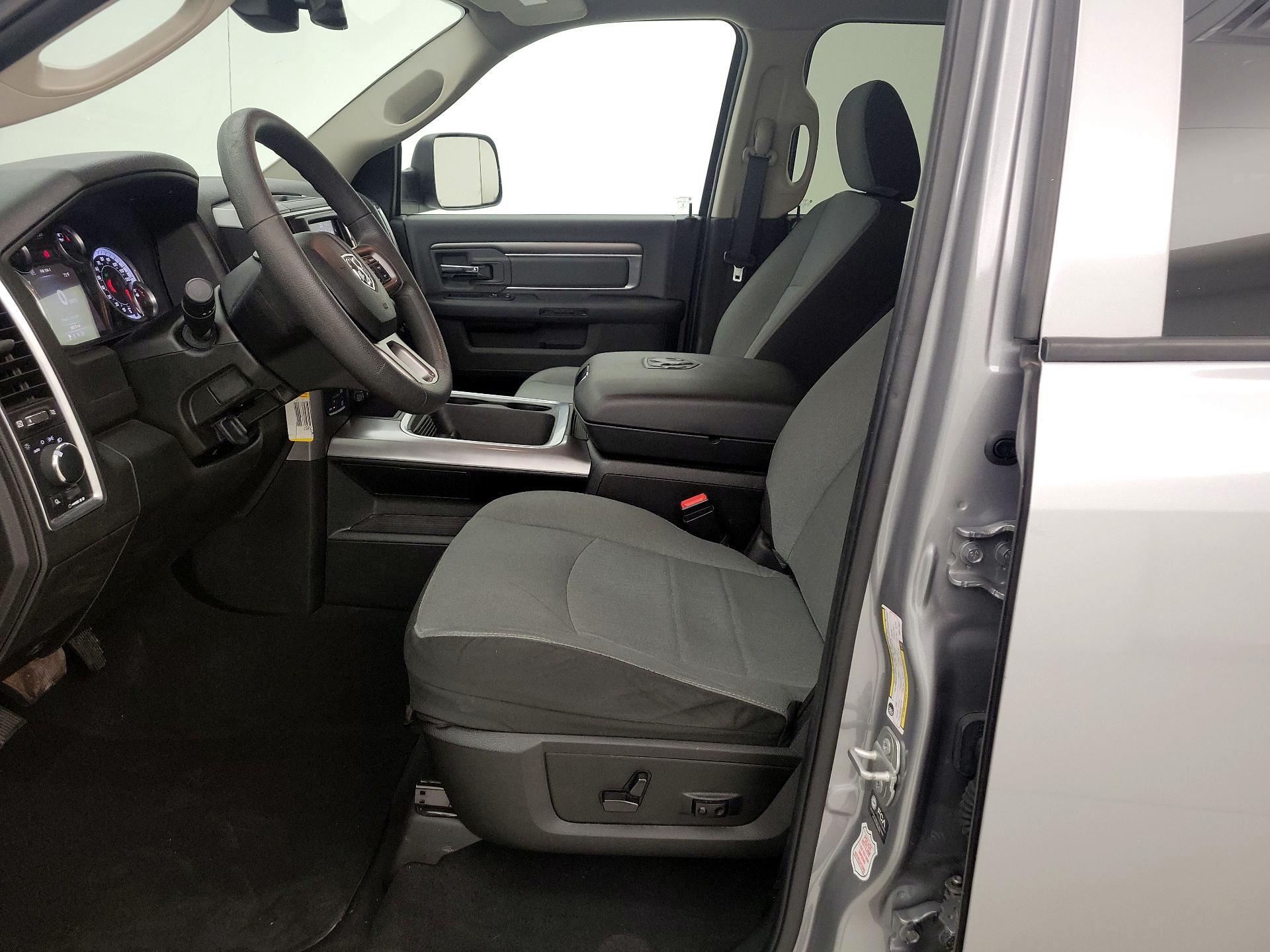 Thumbnail: 2023 RAM 1500 Classic - 11