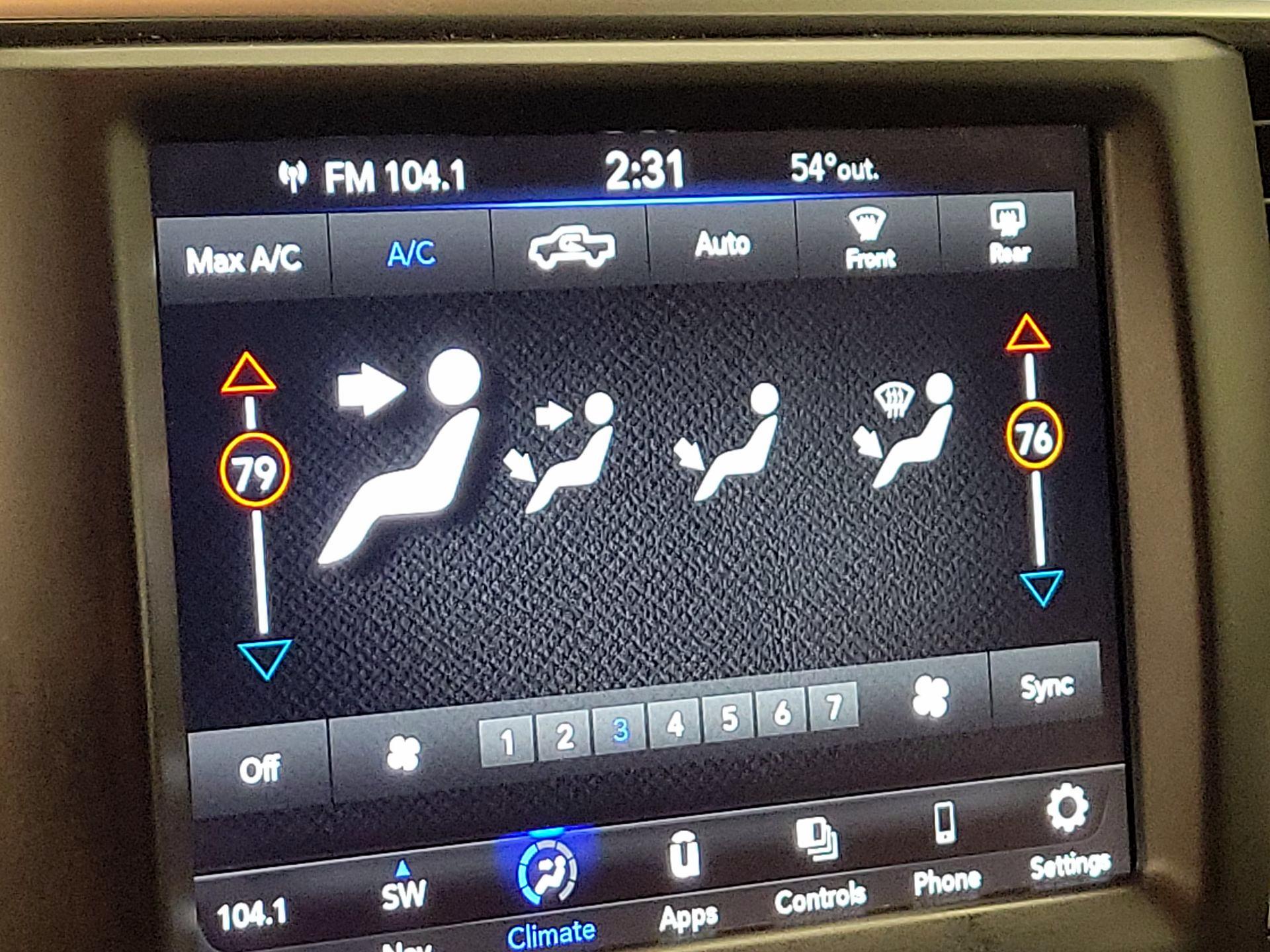 Thumbnail: 2023 RAM 1500 Classic - 17