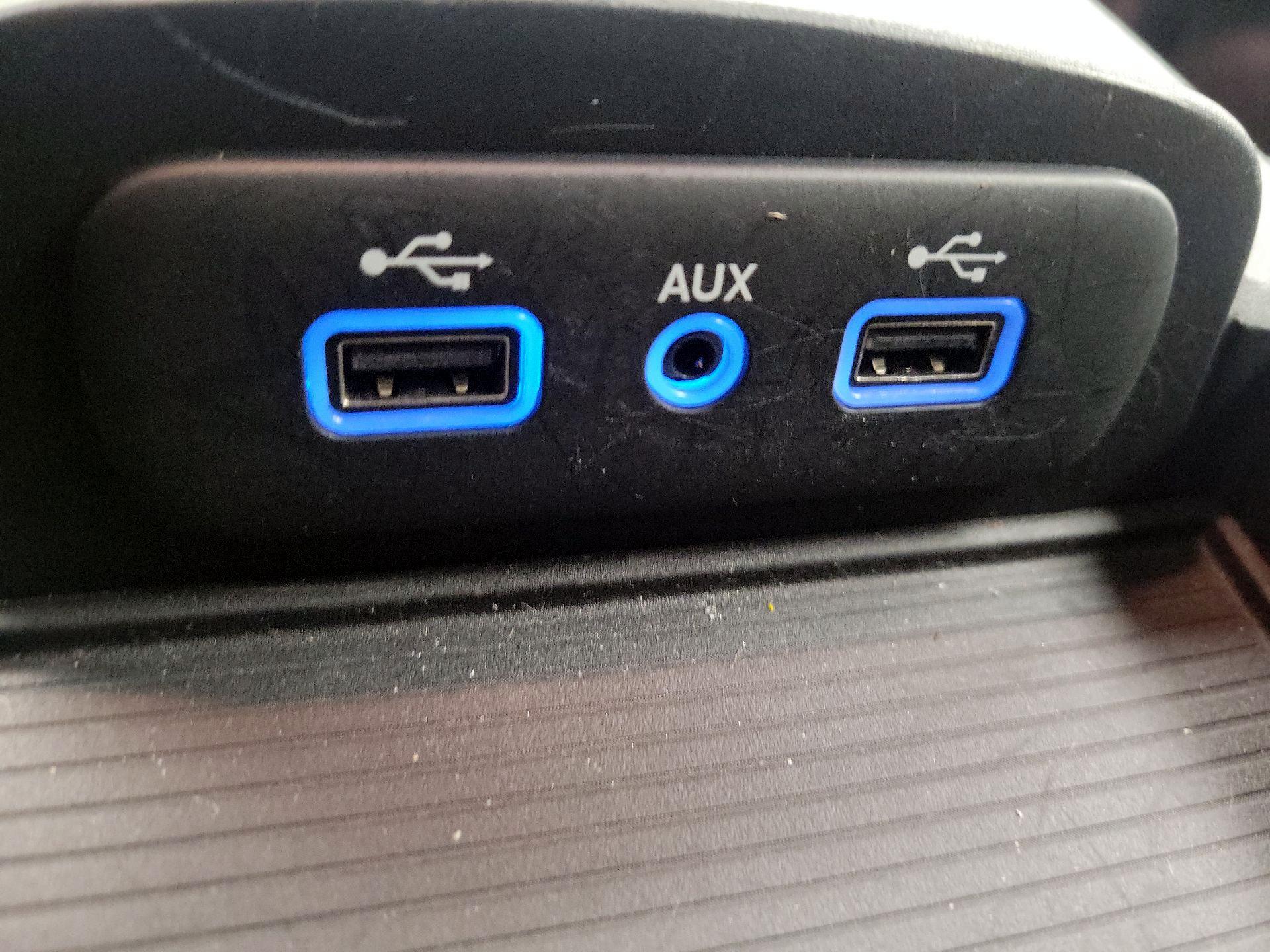 Thumbnail: 2023 RAM 1500 Classic - 19