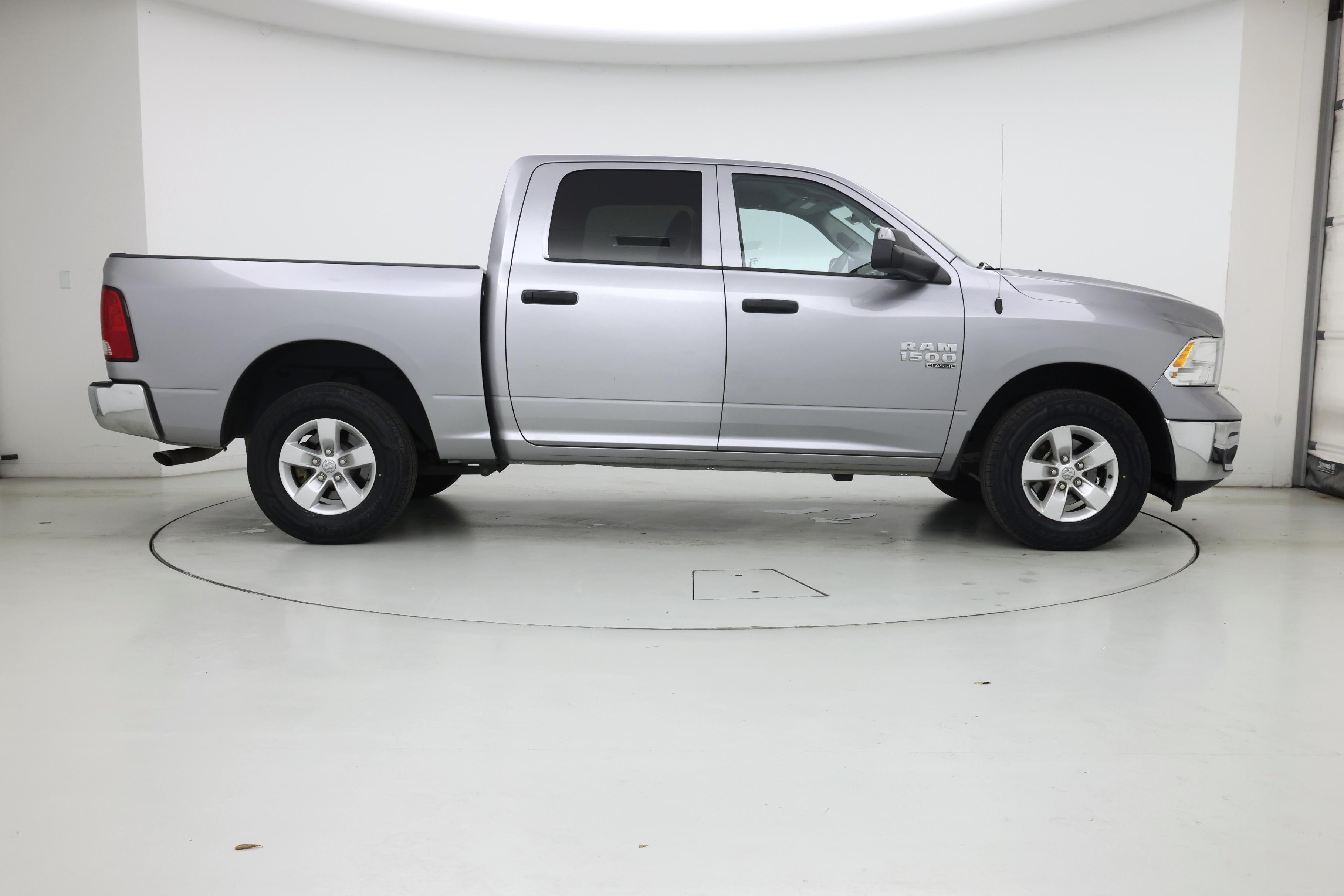 Thumbnail: 2023 RAM 1500 Classic - 7