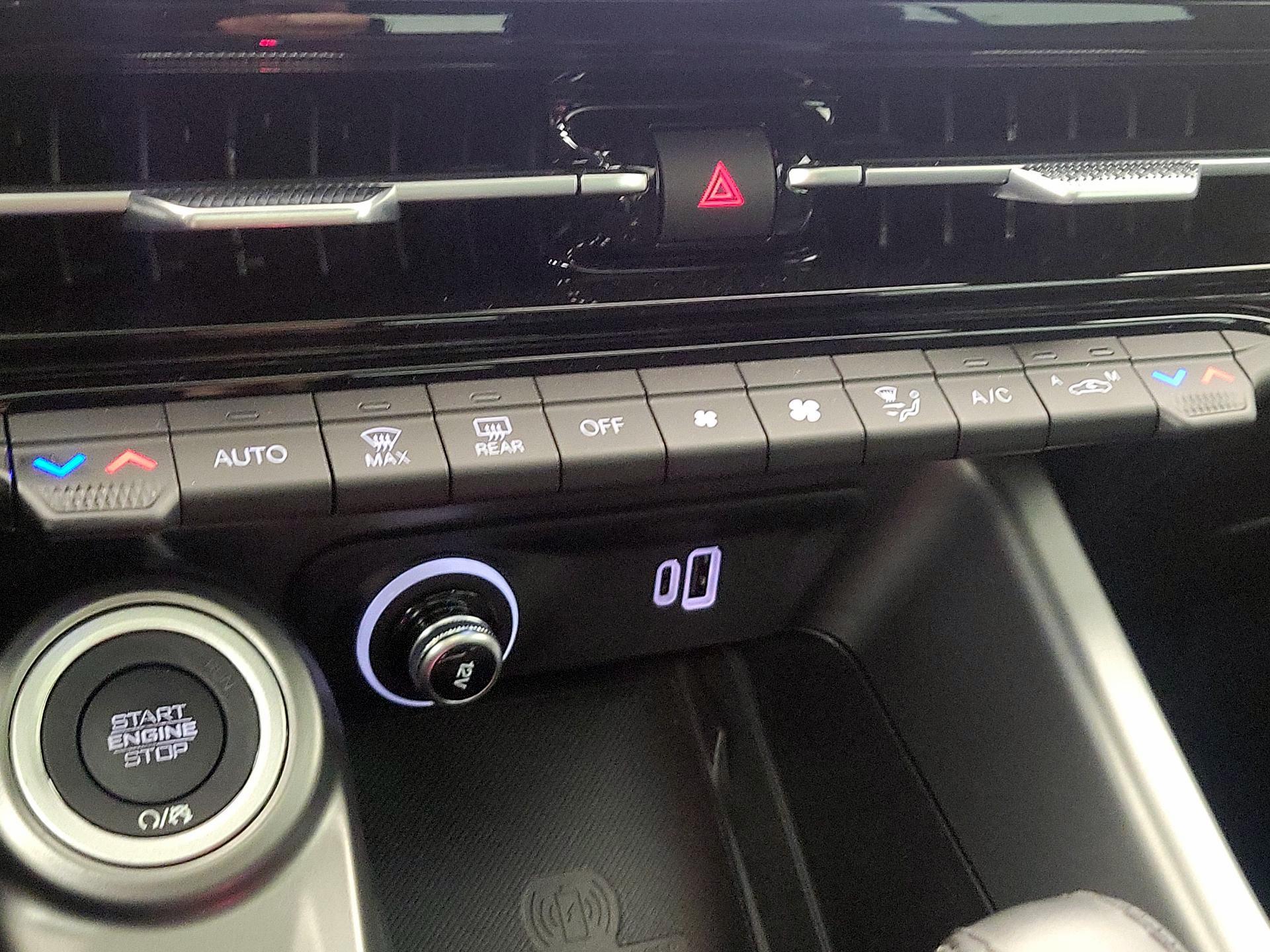 Thumbnail: 2024 Dodge Hornet - 16