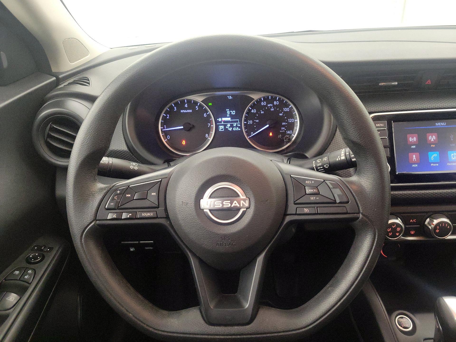 Thumbnail: 2023 Nissan Kicks - 10