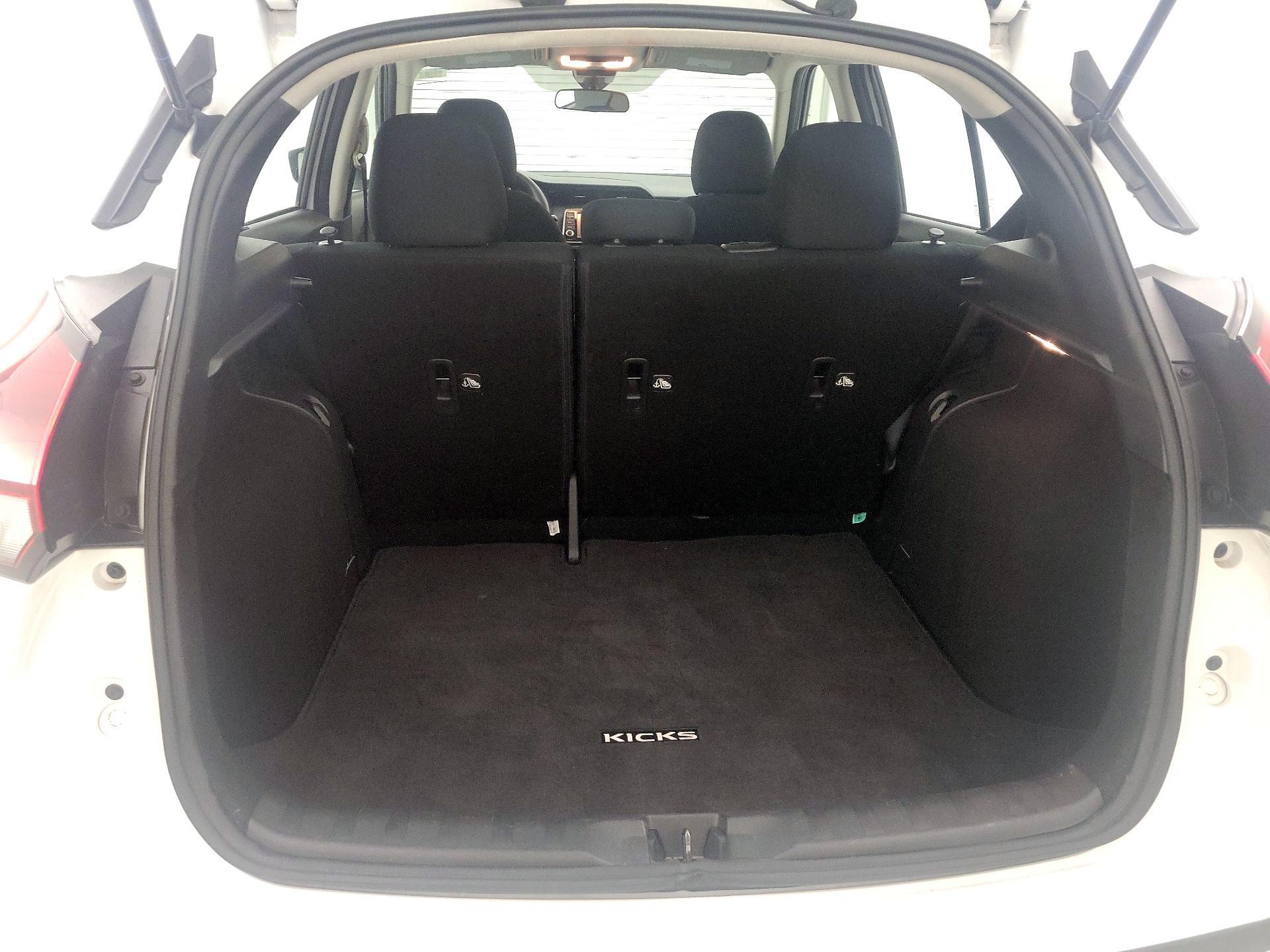 Thumbnail: 2023 Nissan Kicks - 20