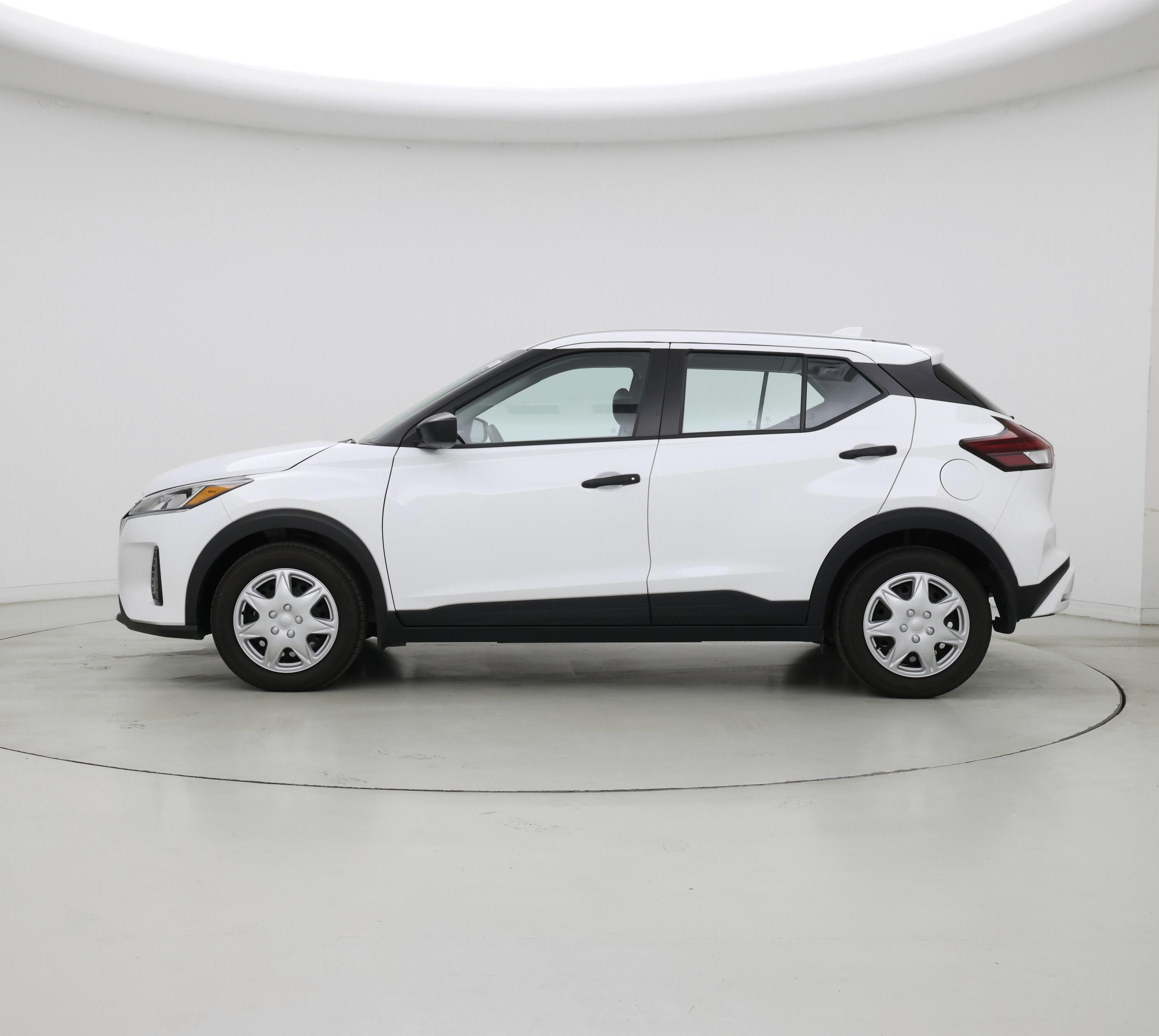 Thumbnail: 2023 Nissan Kicks - 3