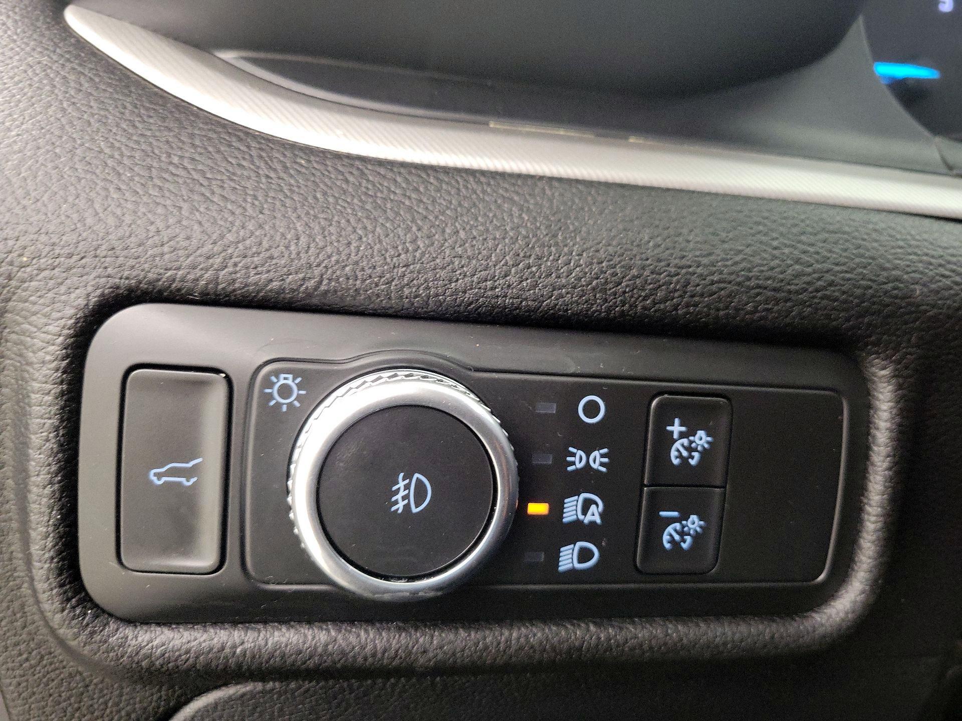 Thumbnail: 2022 Ford Explorer - 13