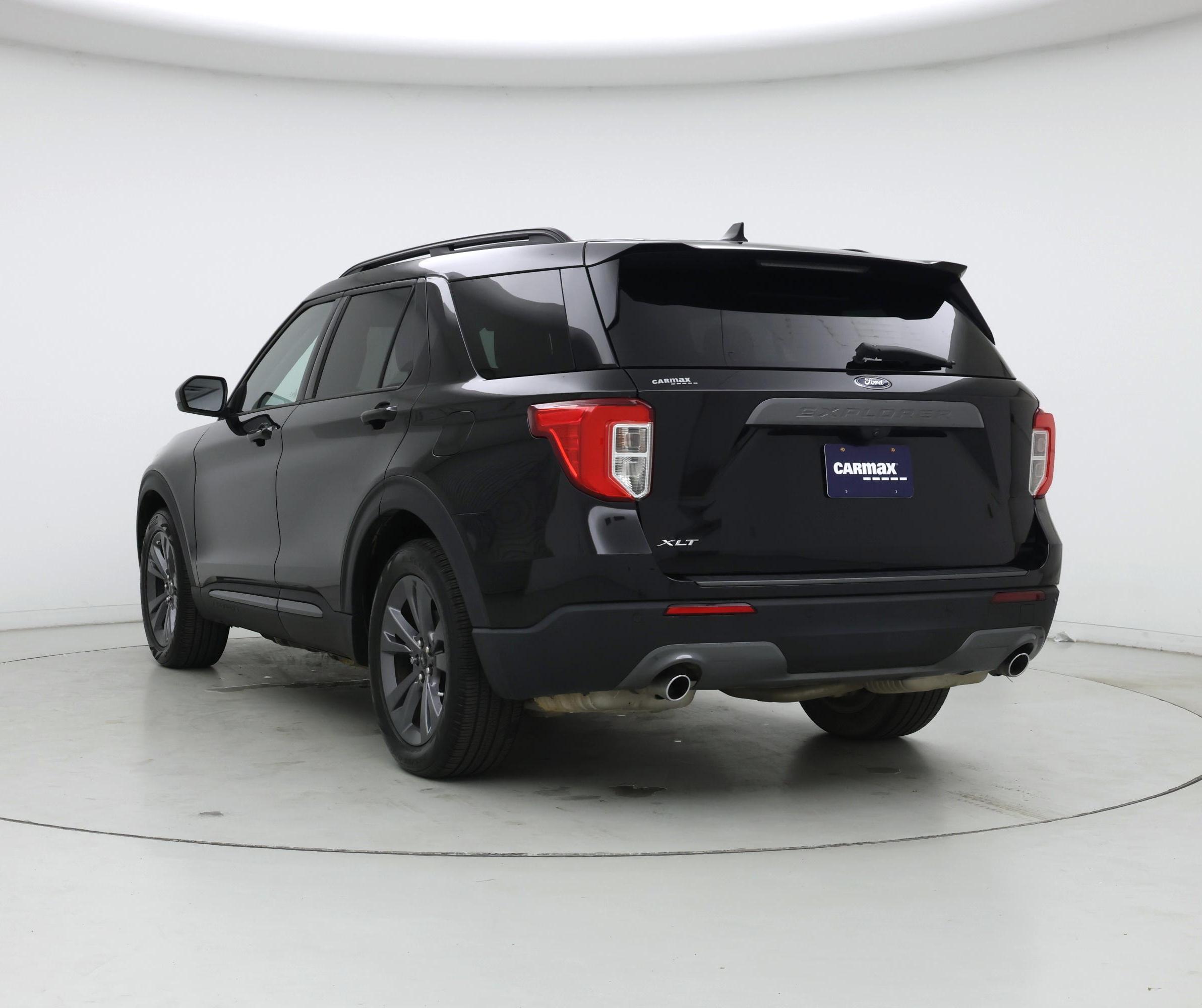 Thumbnail: 2022 Ford Explorer - 2