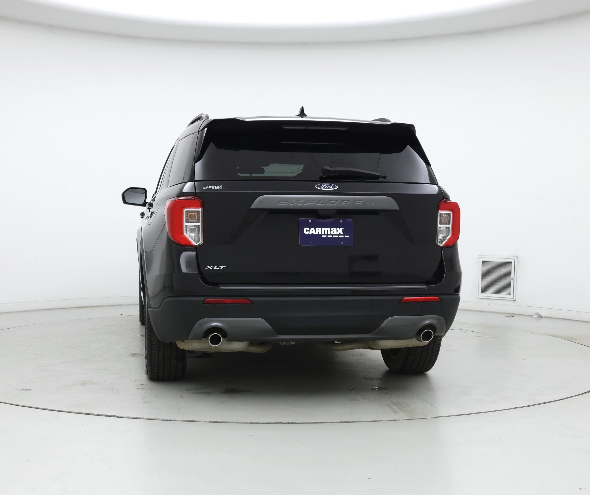 Thumbnail: 2022 Ford Explorer - 6