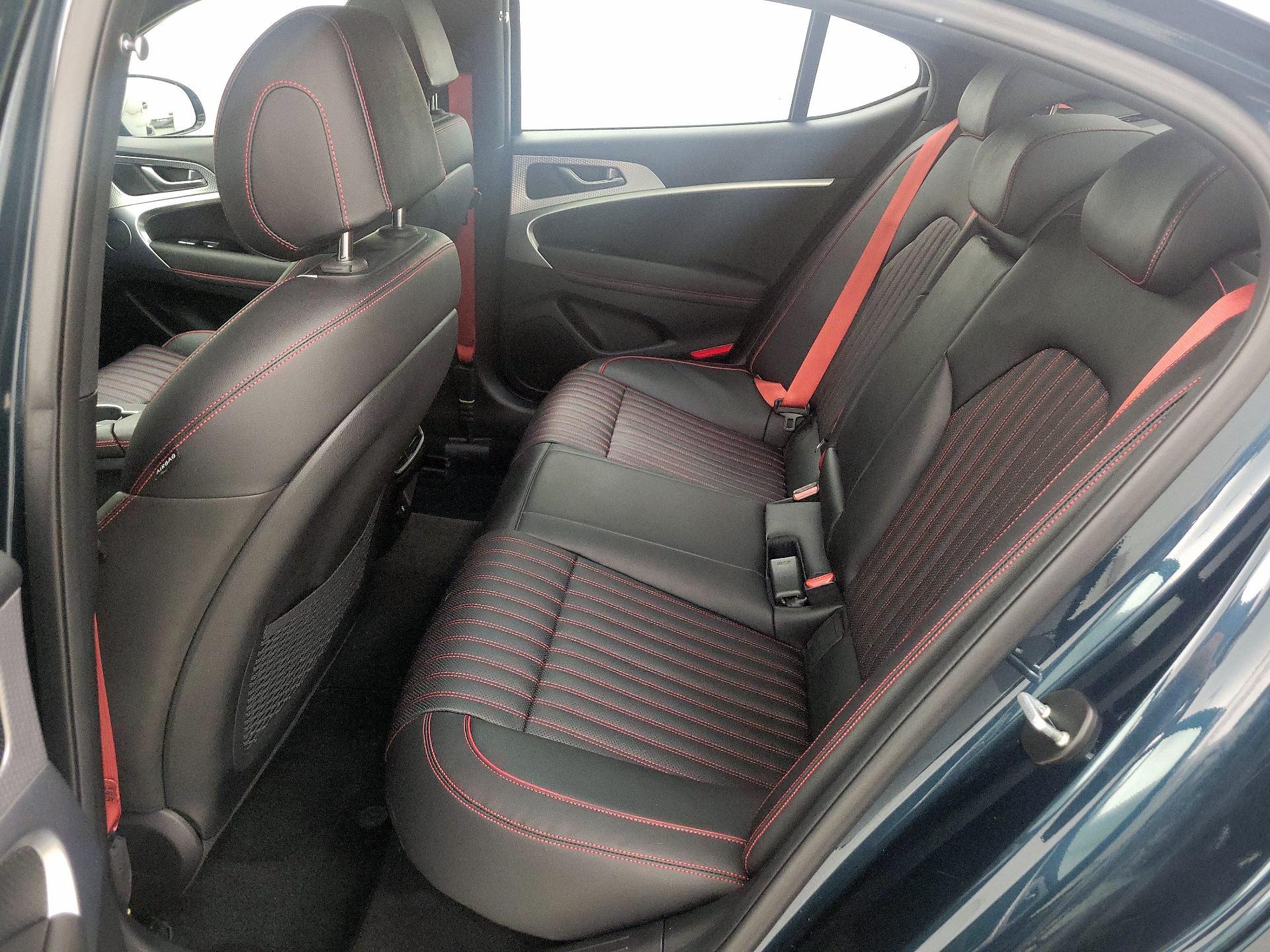 Thumbnail: 2022 Genesis G70 - 20