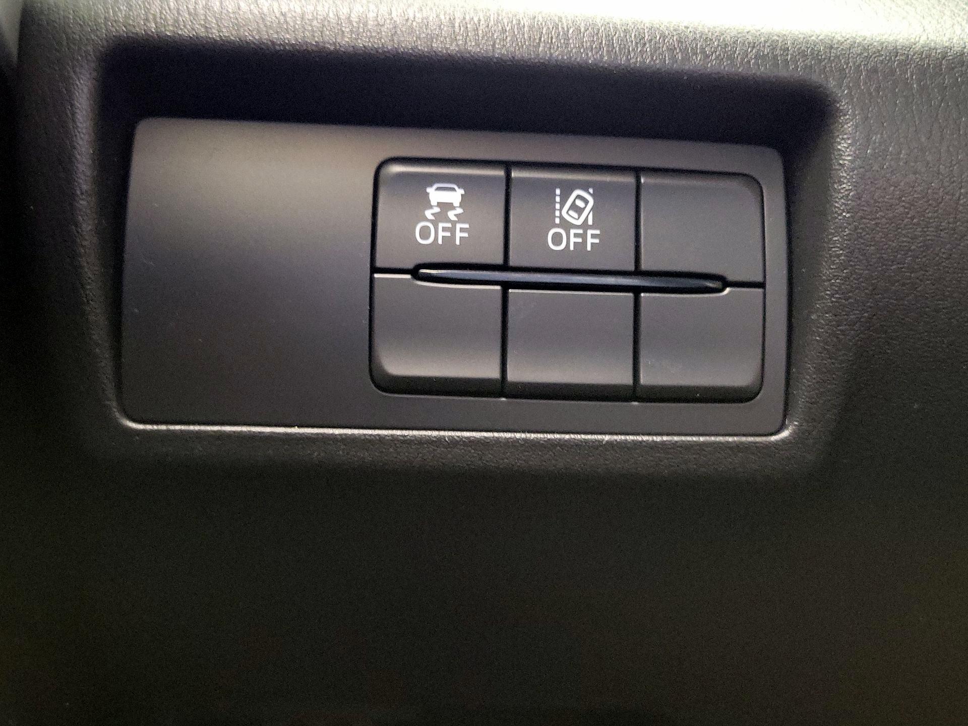 Thumbnail: 2023 Mazda MX-5 Miata - 13