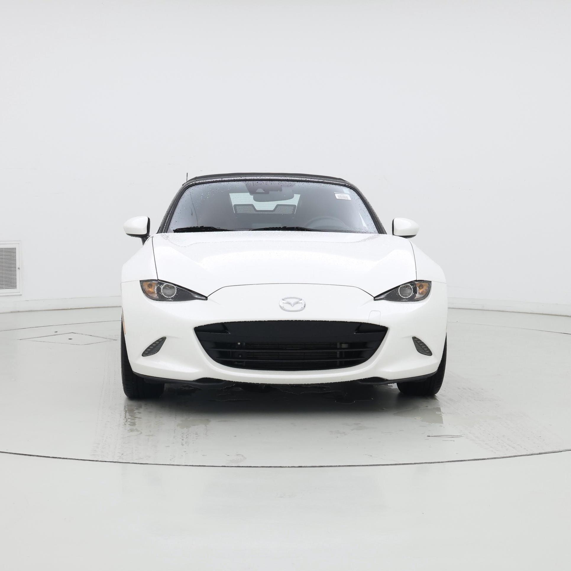 Thumbnail: 2023 Mazda MX-5 Miata - 5