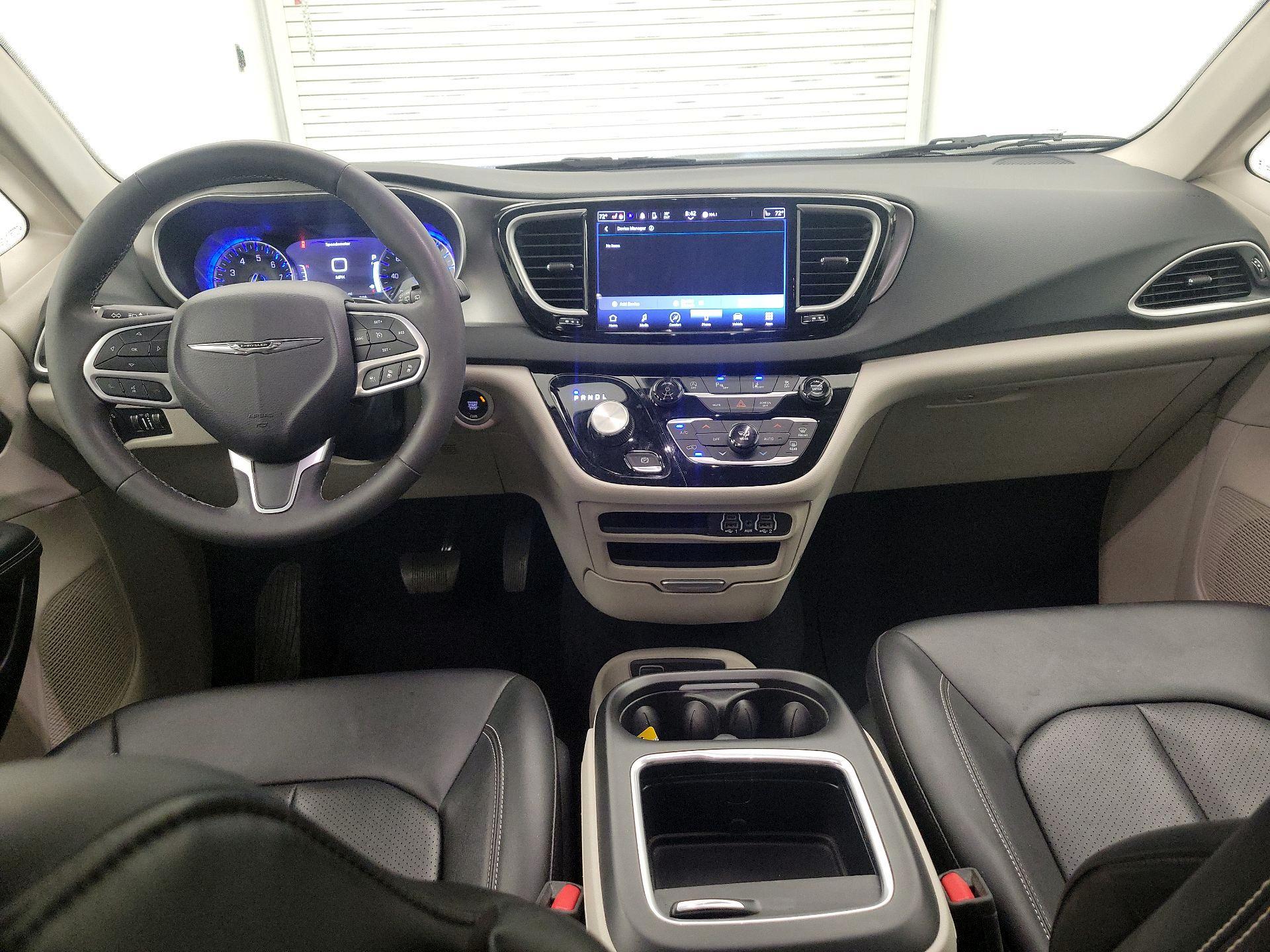 Thumbnail: 2024 Chrysler Pacifica - 9