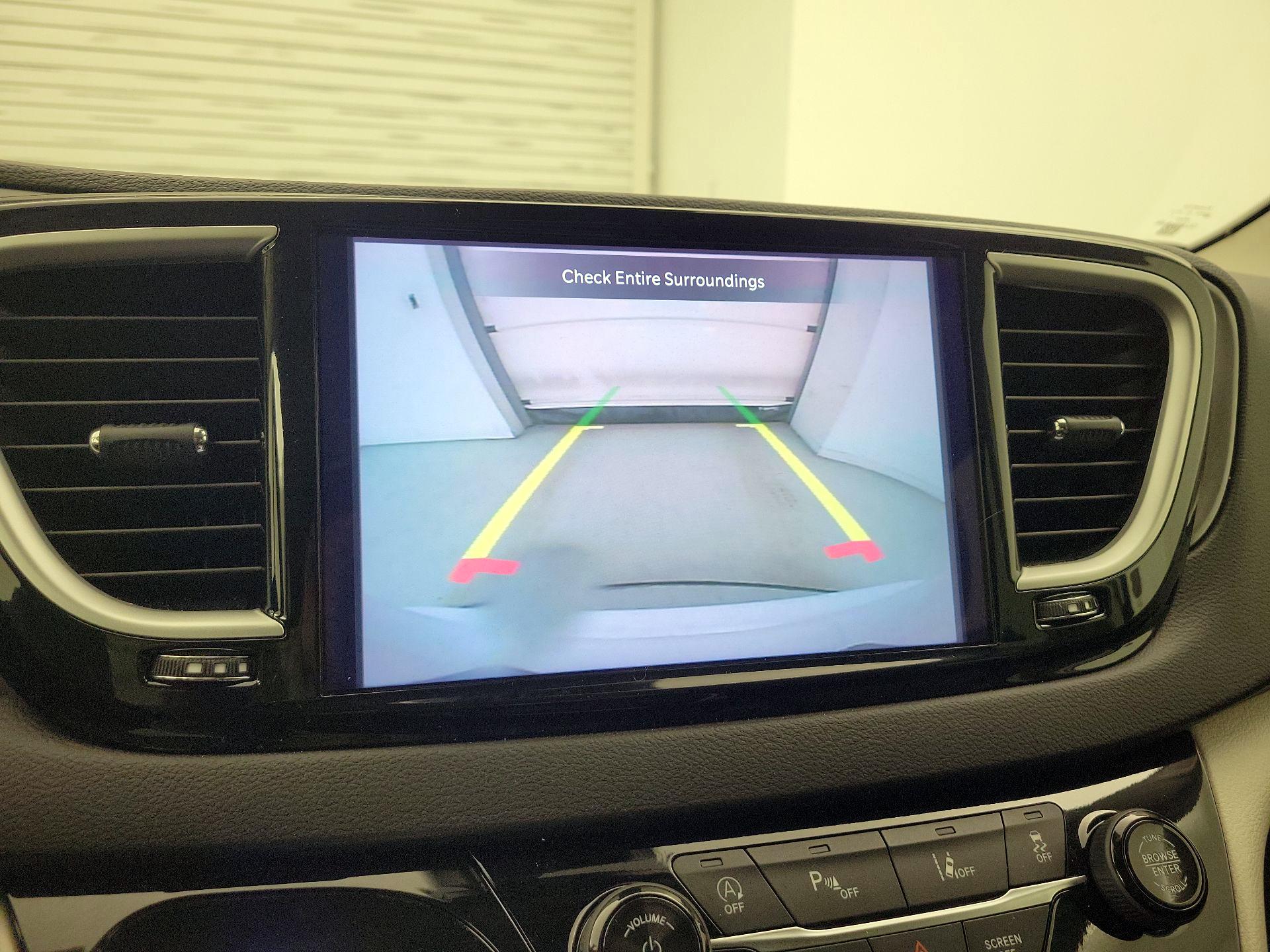 Thumbnail: 2024 Chrysler Pacifica - 14