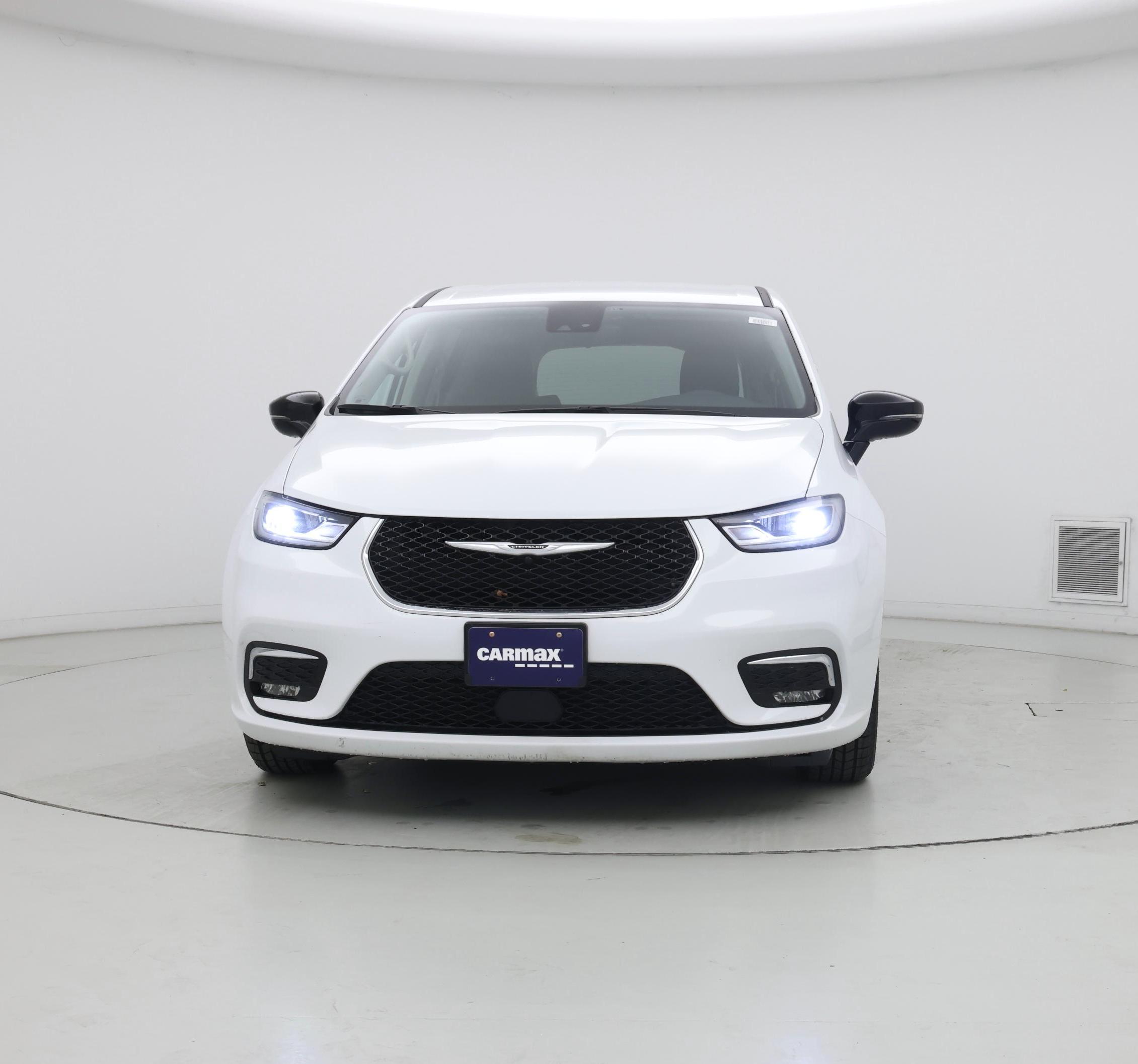 Thumbnail: 2024 Chrysler Pacifica - 5