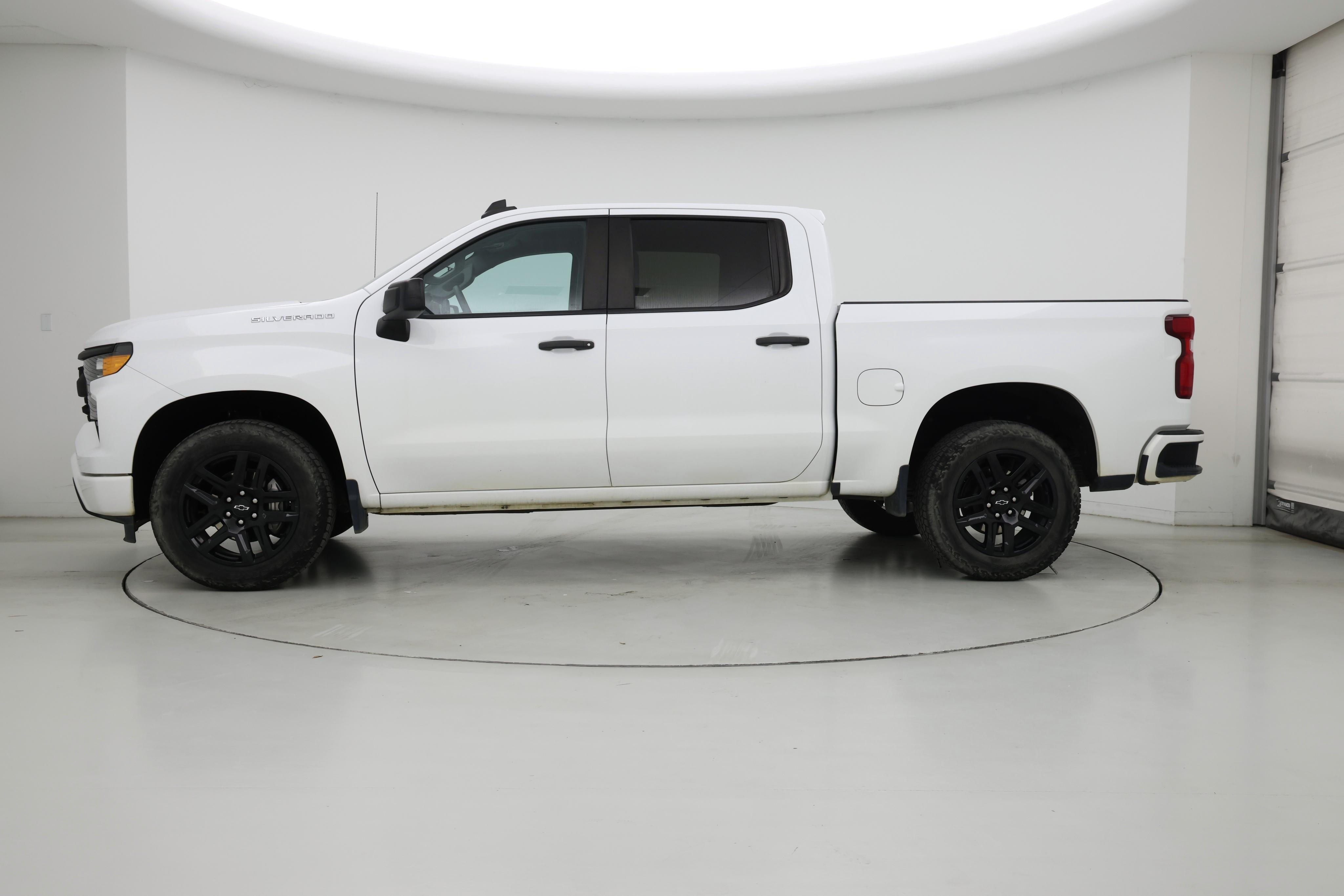 Thumbnail: 2023 Chevrolet Silverado 1500 - 3