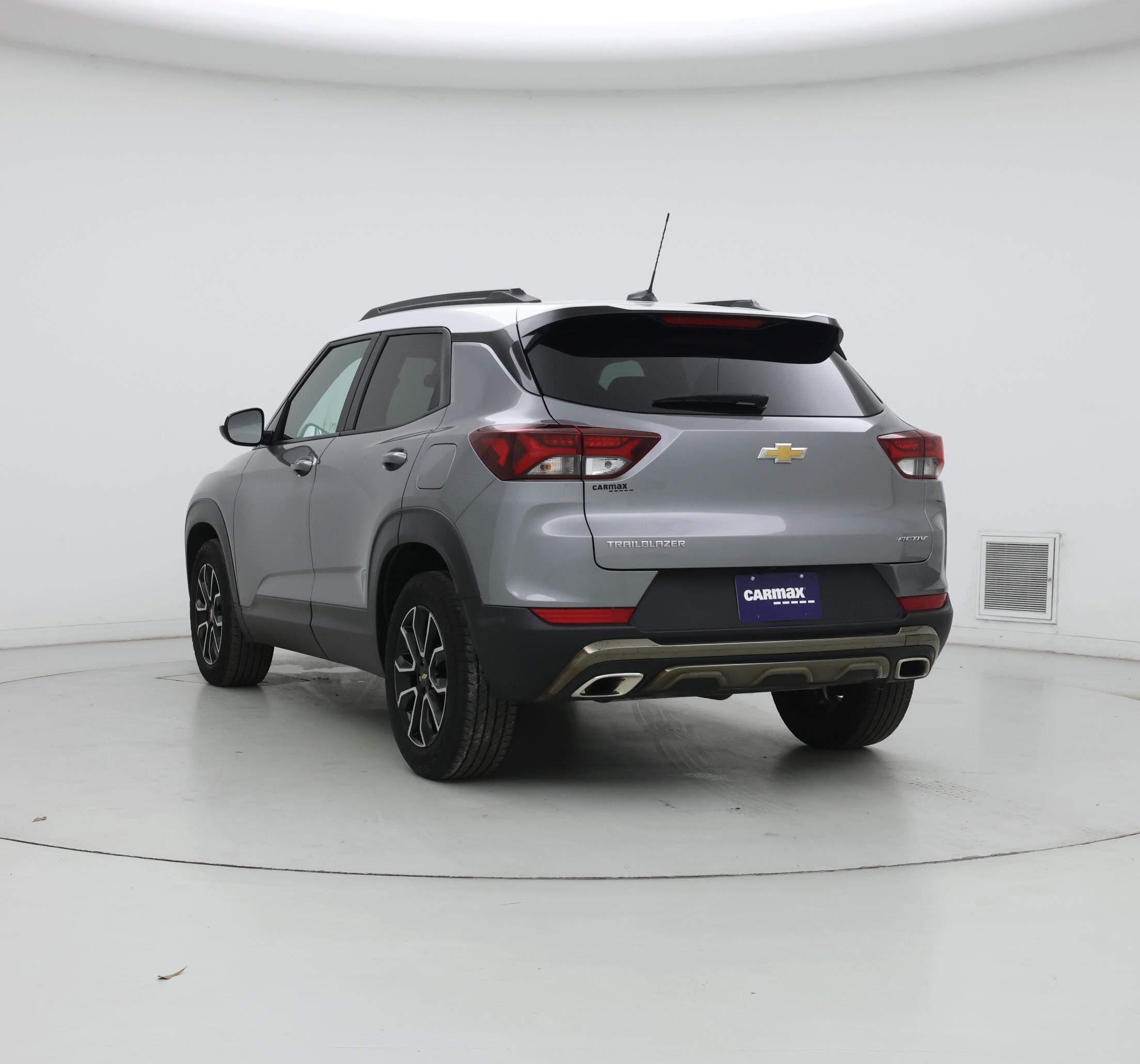 Thumbnail: 2023 Chevrolet TrailBlazer - 2