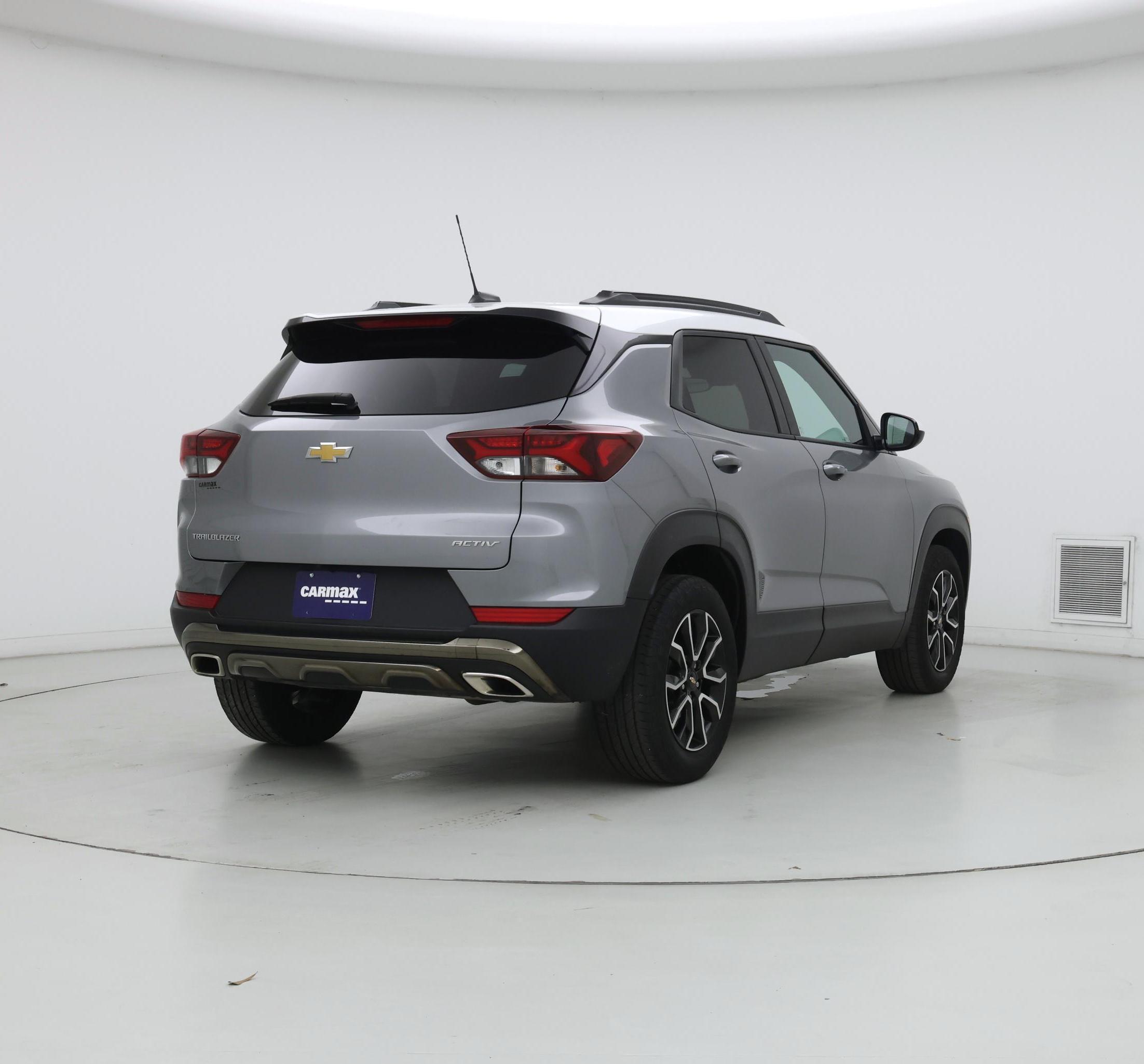 Thumbnail: 2023 Chevrolet TrailBlazer - 8