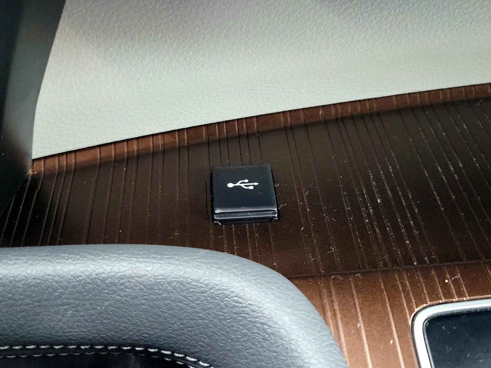 Thumbnail: 2024 Toyota Sienna - 18