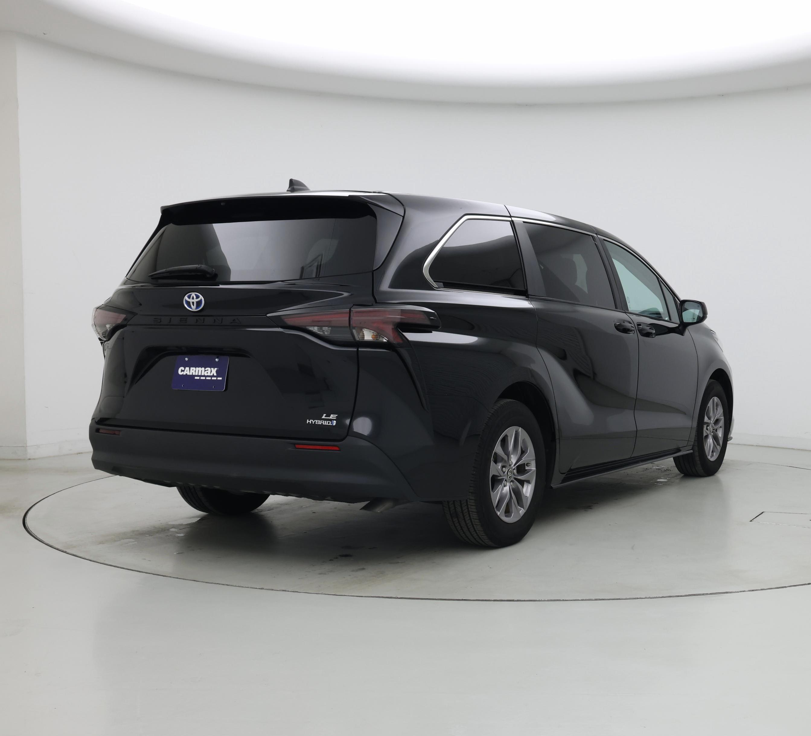 Thumbnail: 2024 Toyota Sienna - 8