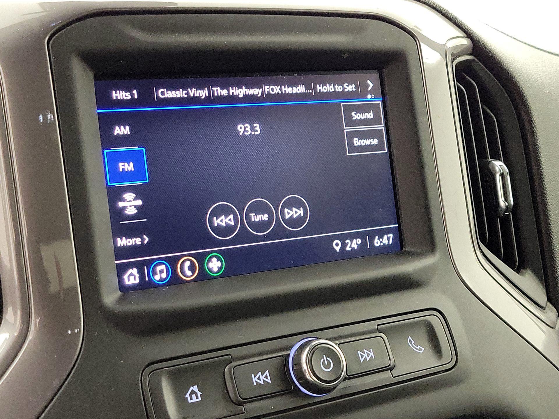 Thumbnail: 2022 Chevrolet Silverado 1500 - 15