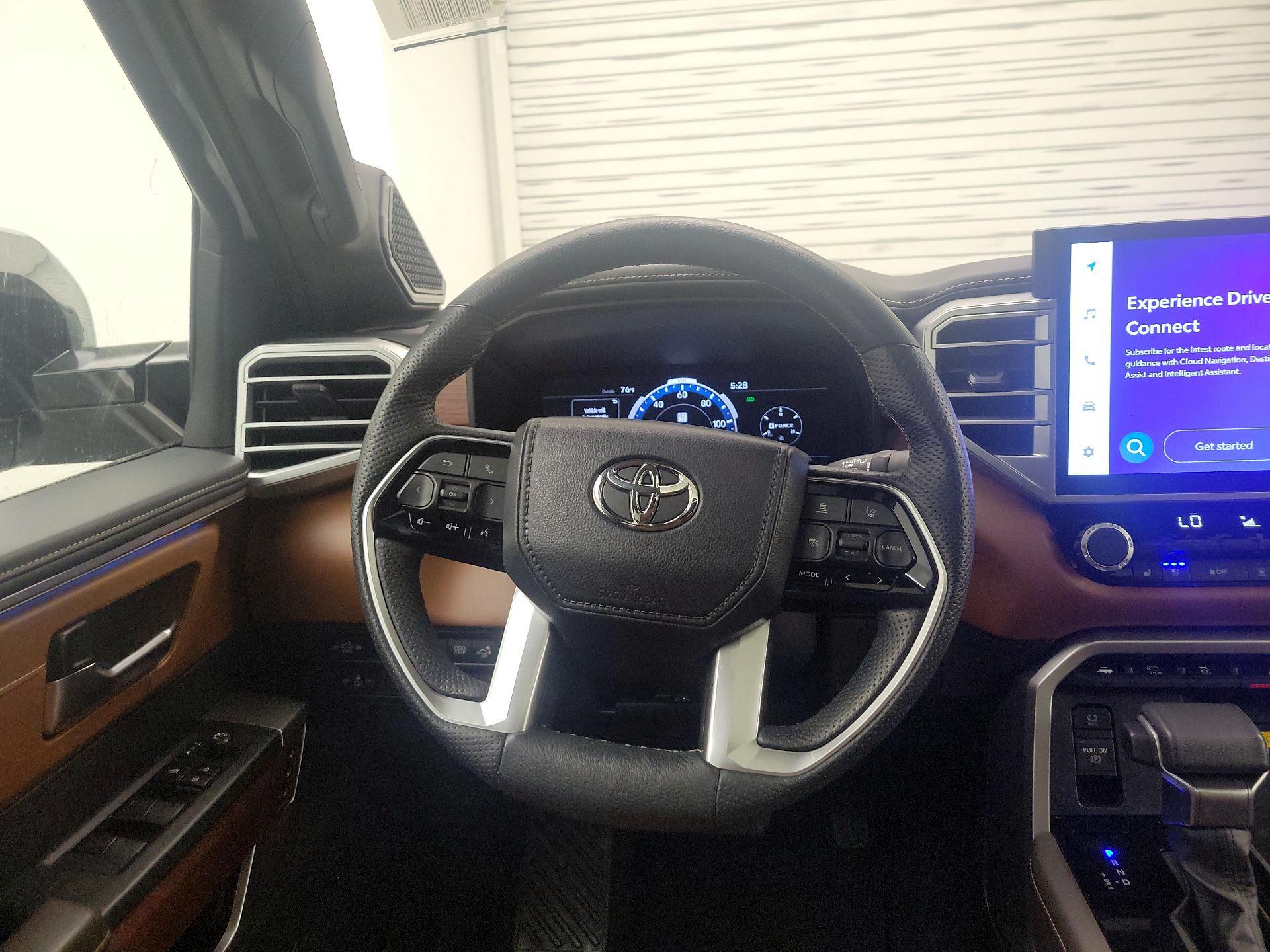 Thumbnail: 2022 Toyota Tundra - 10