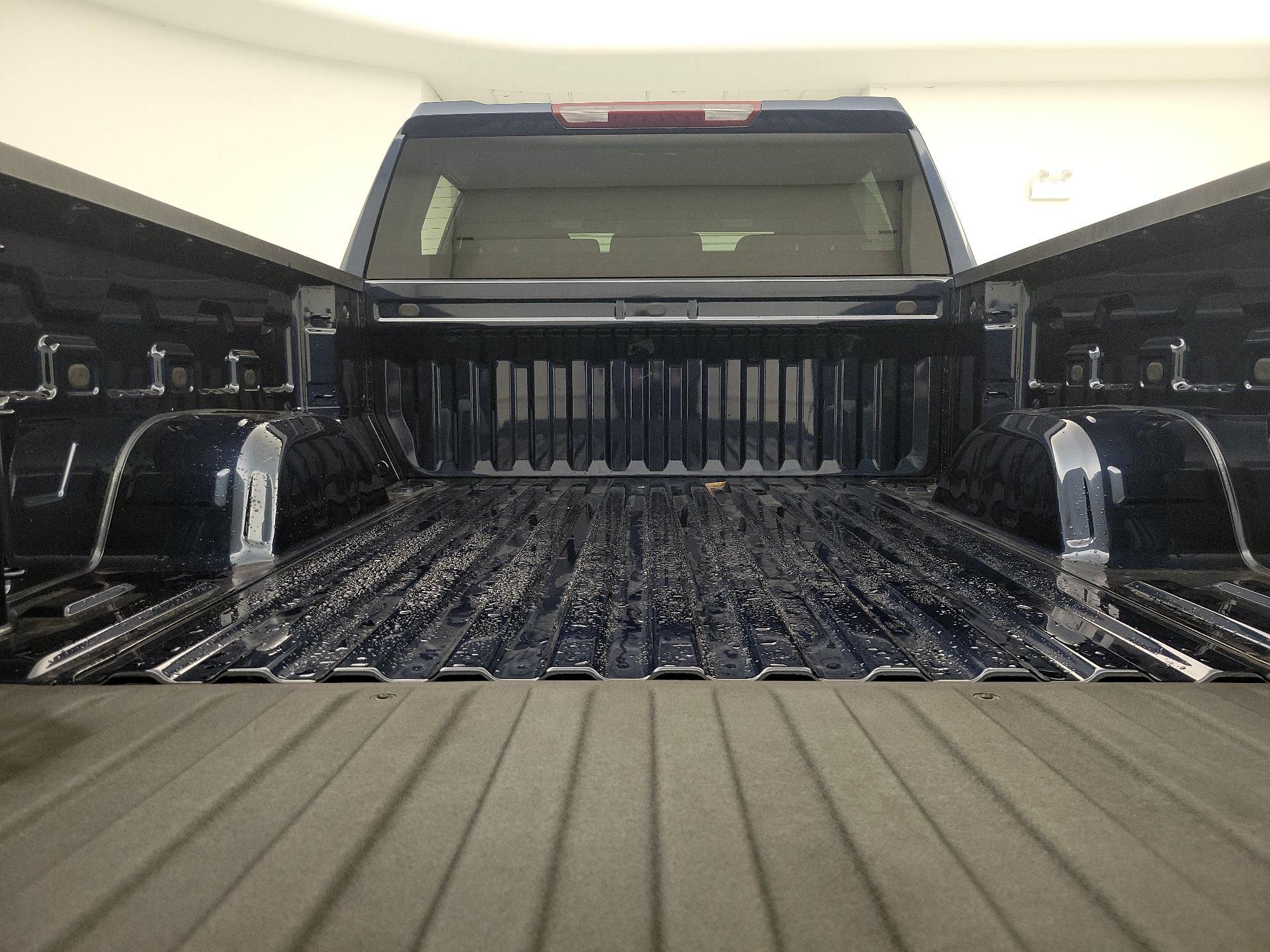 Thumbnail: 2023 Chevrolet Silverado 1500 - 20