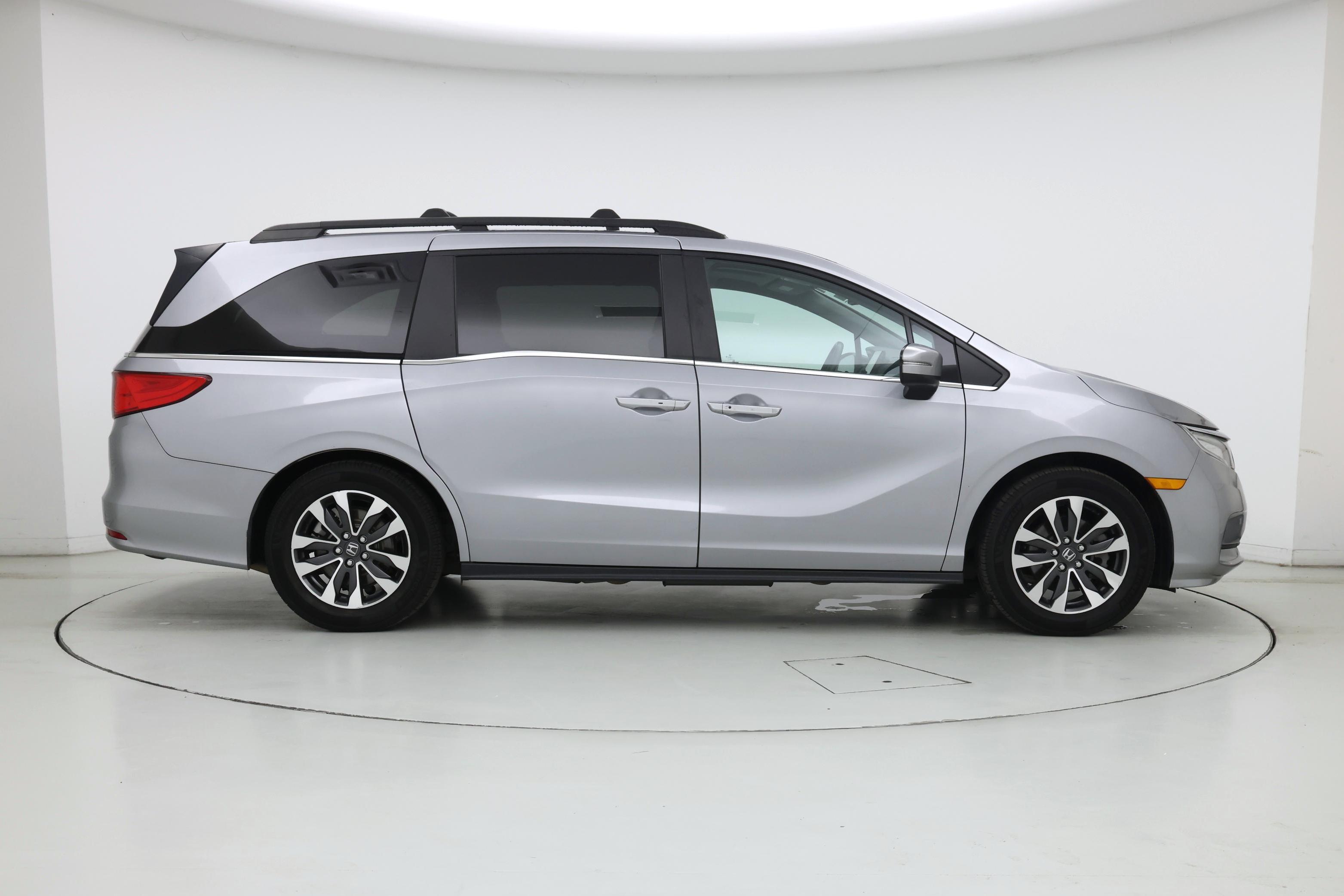 Thumbnail: 2022 Honda Odyssey - 7