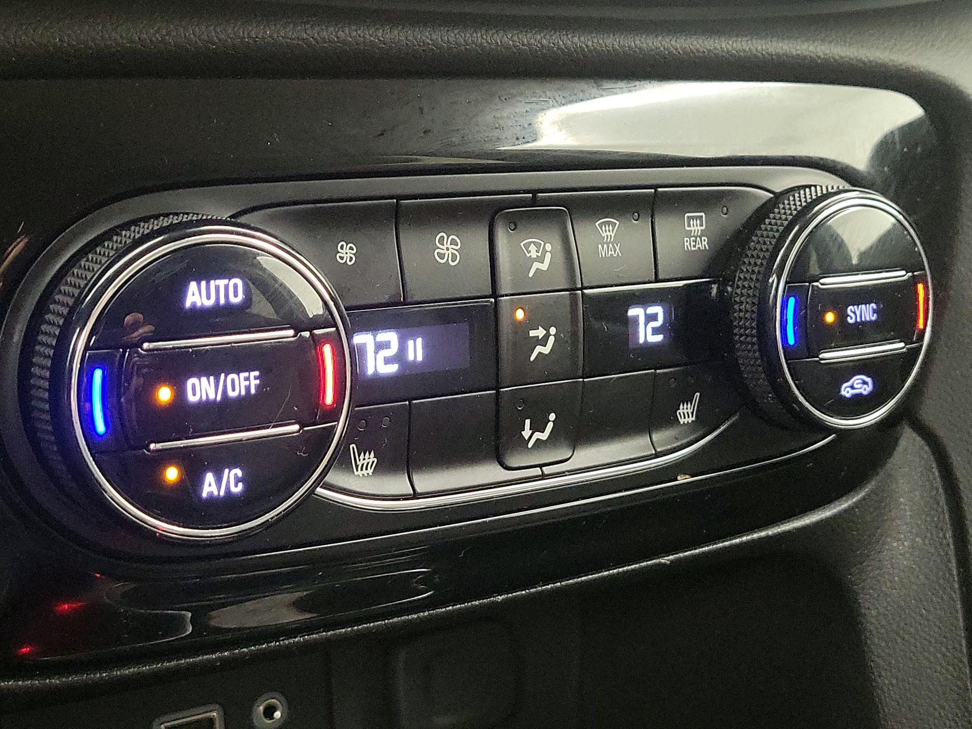 Thumbnail: 2022 Buick Encore GX - 16