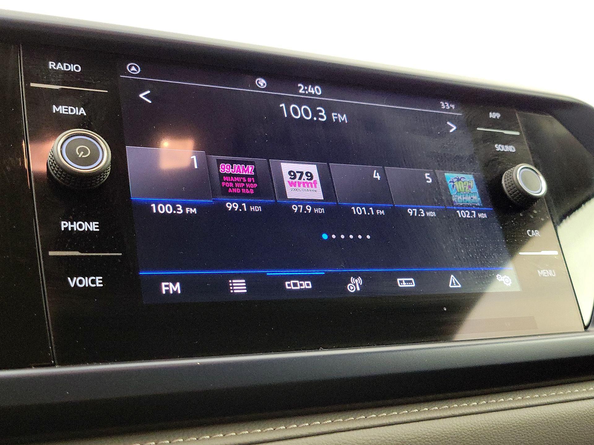 Thumbnail: 2024 Volkswagen Taos - 15