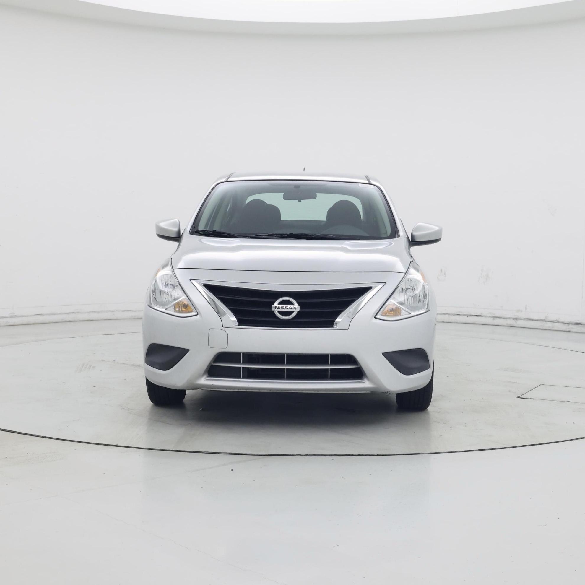 Thumbnail: 2017 Nissan Versa - 5