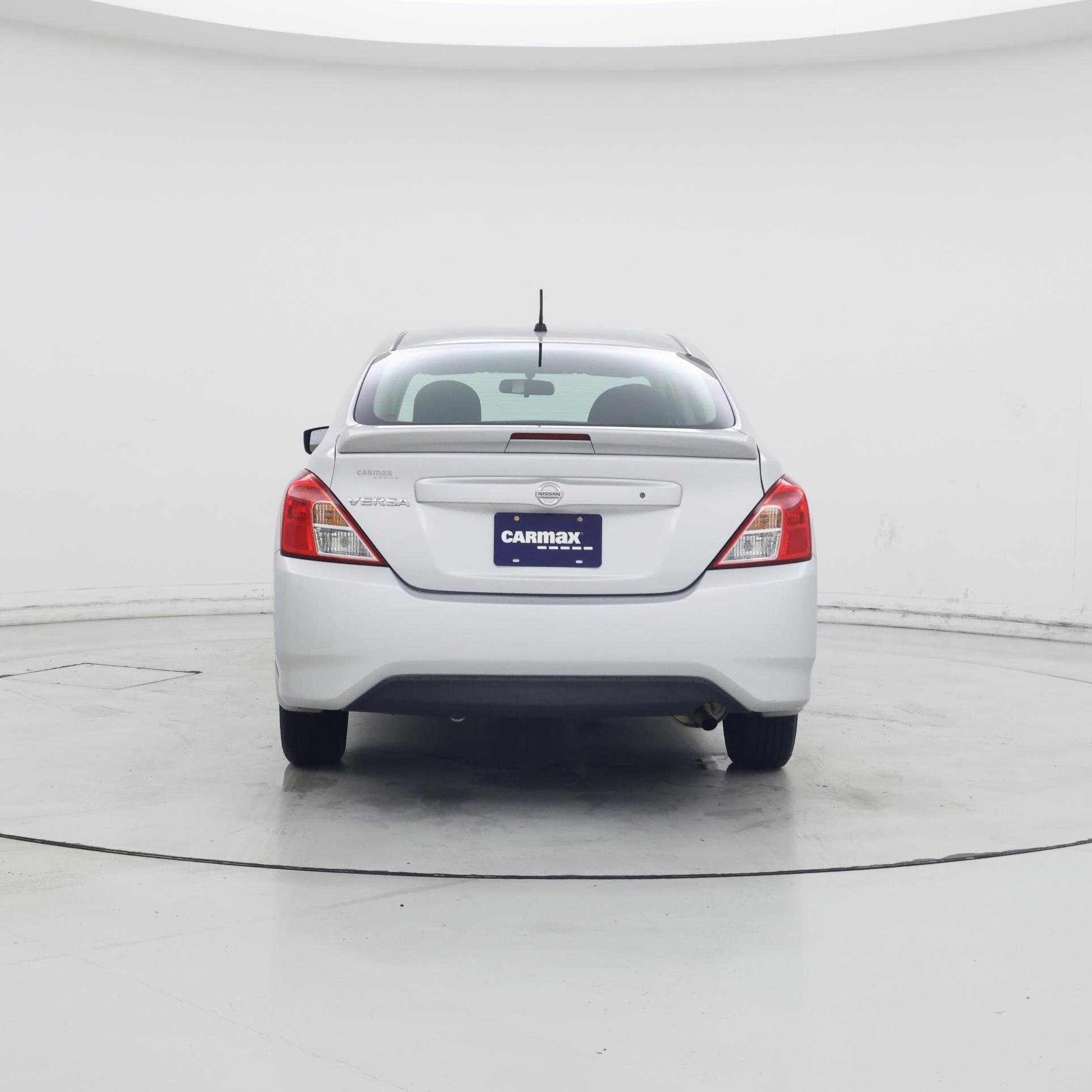 Thumbnail: 2017 Nissan Versa - 6