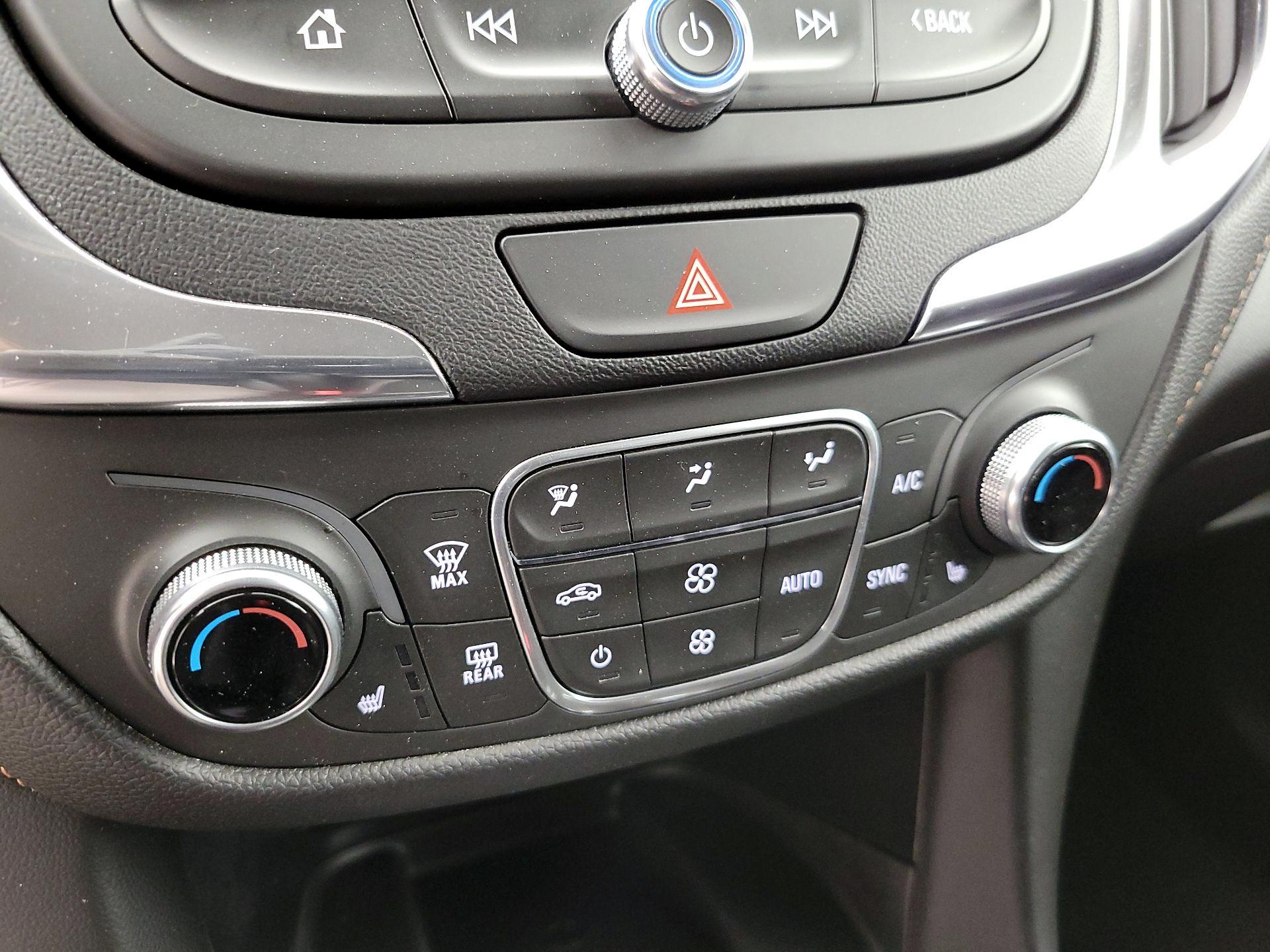 Thumbnail: 2019 Chevrolet Equinox - 17