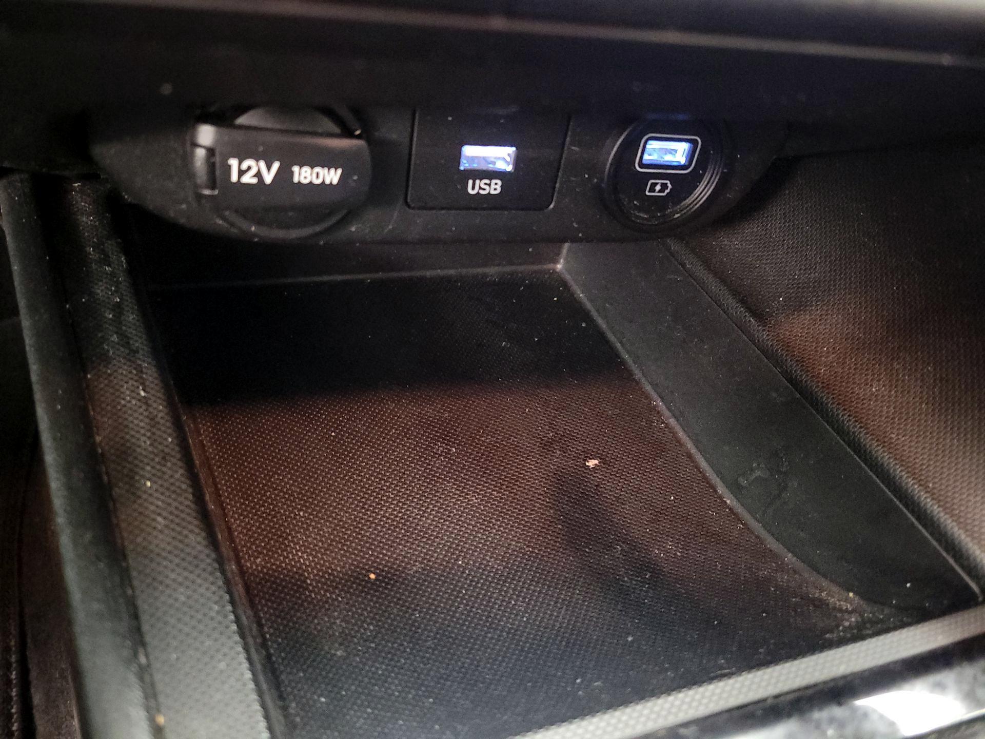 Thumbnail: 2022 Hyundai Elantra - 18