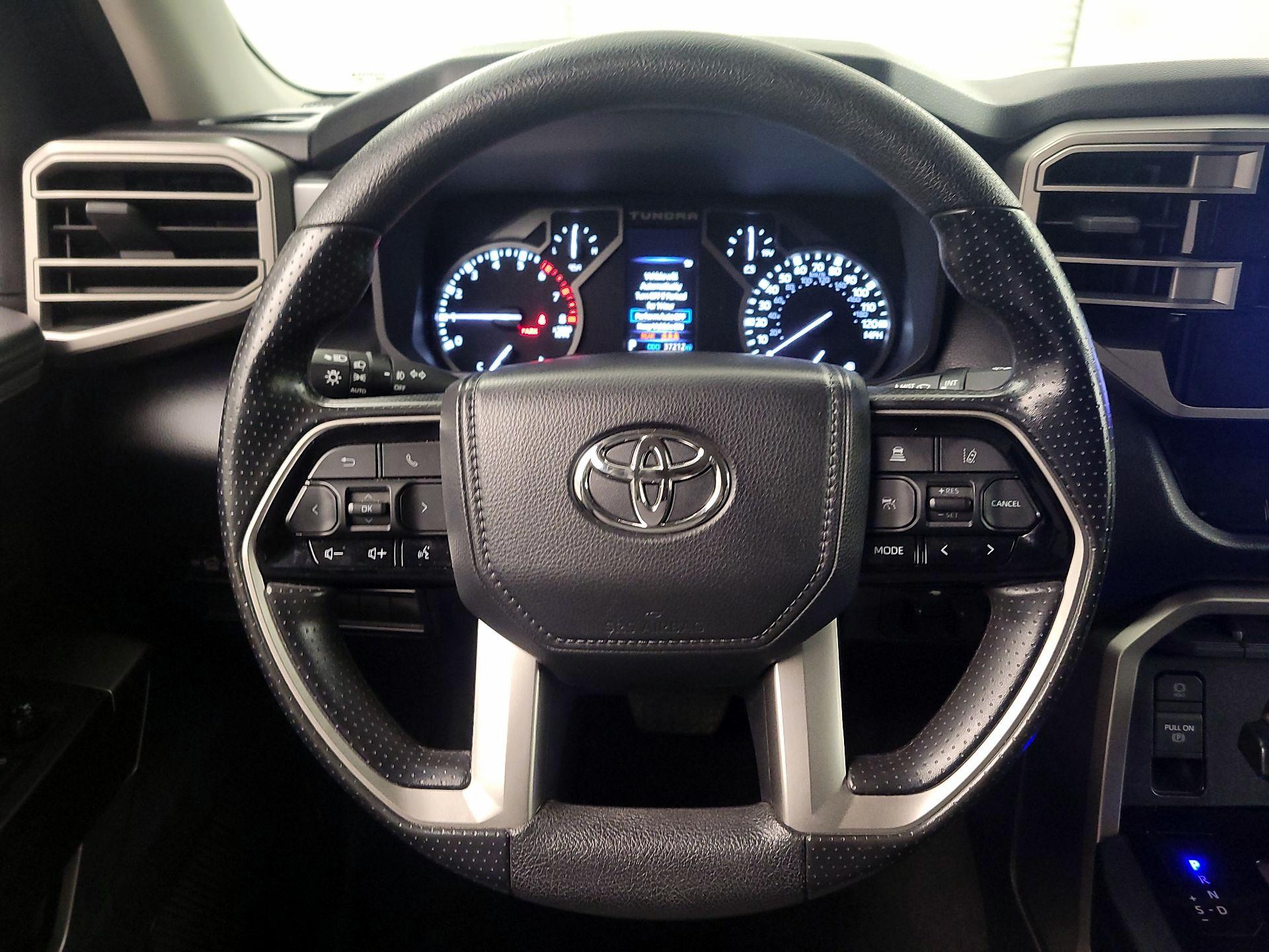 Thumbnail: 2023 Toyota Tundra - 10